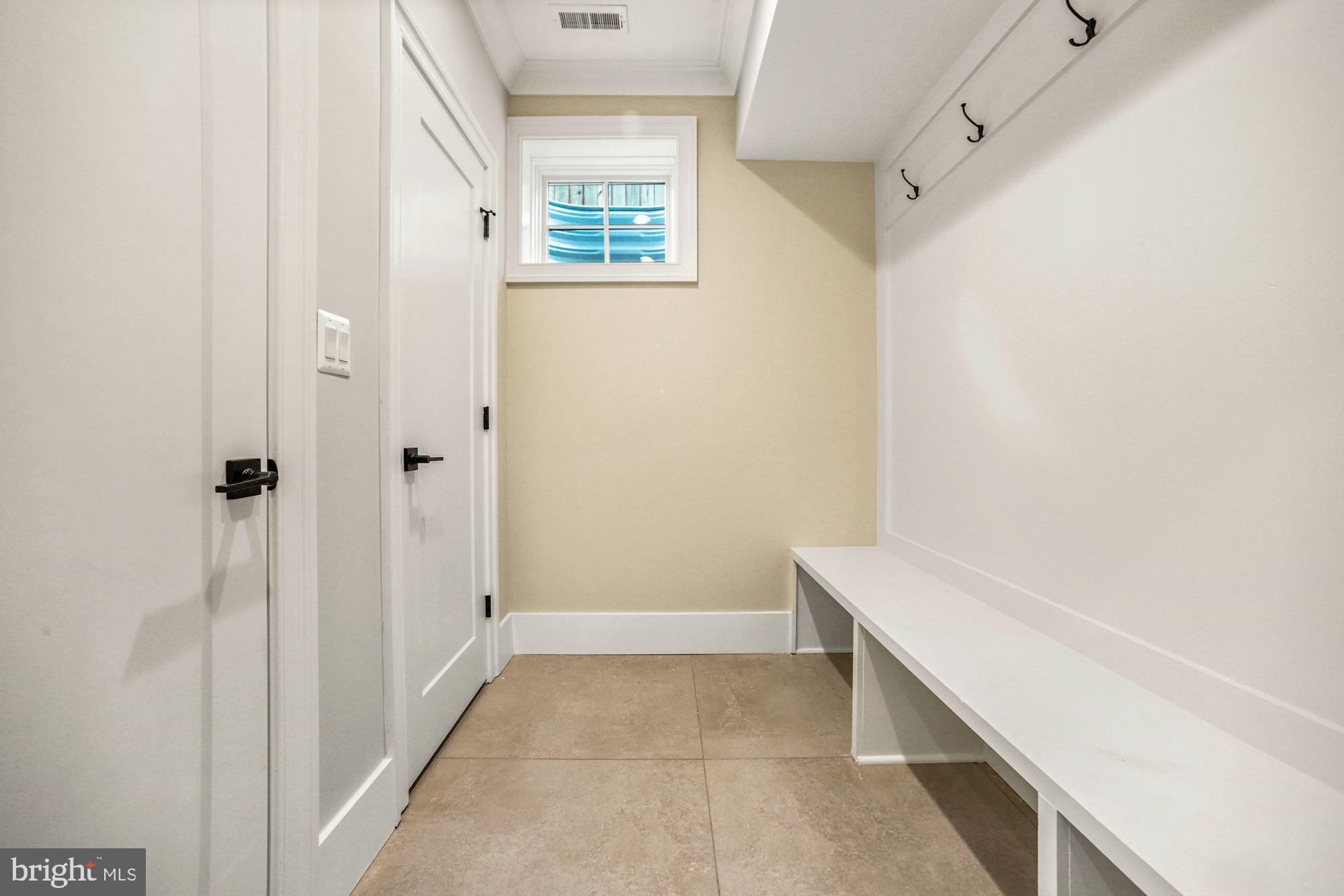 NORTH CLEVELAND PARK - Residential