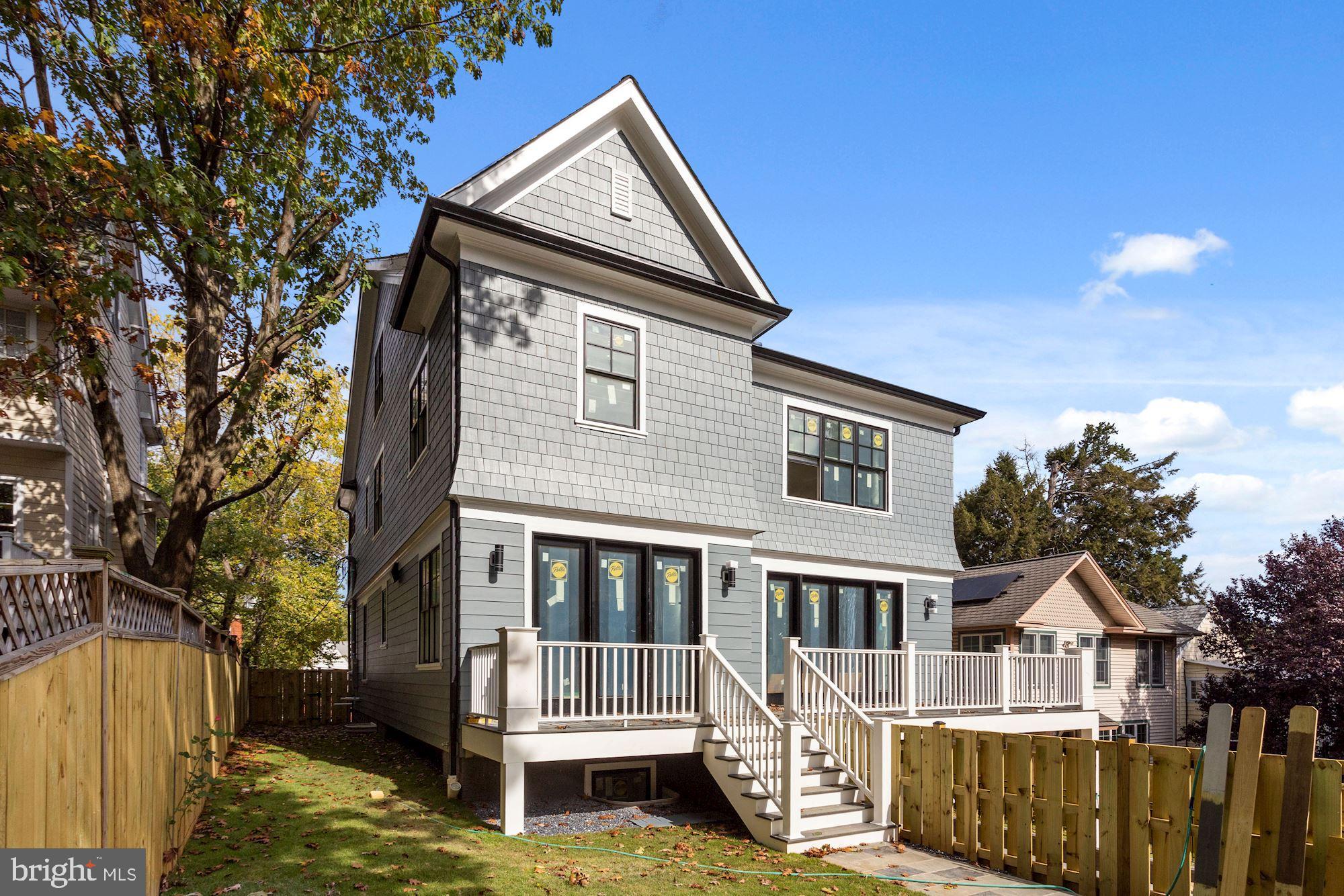 NORTH CLEVELAND PARK - Residential