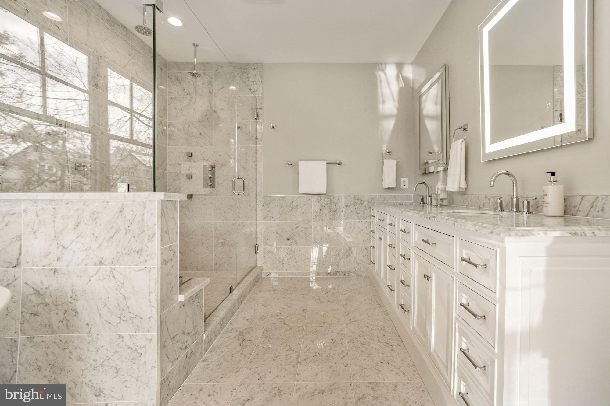 NORTH CLEVELAND PARK - Residential