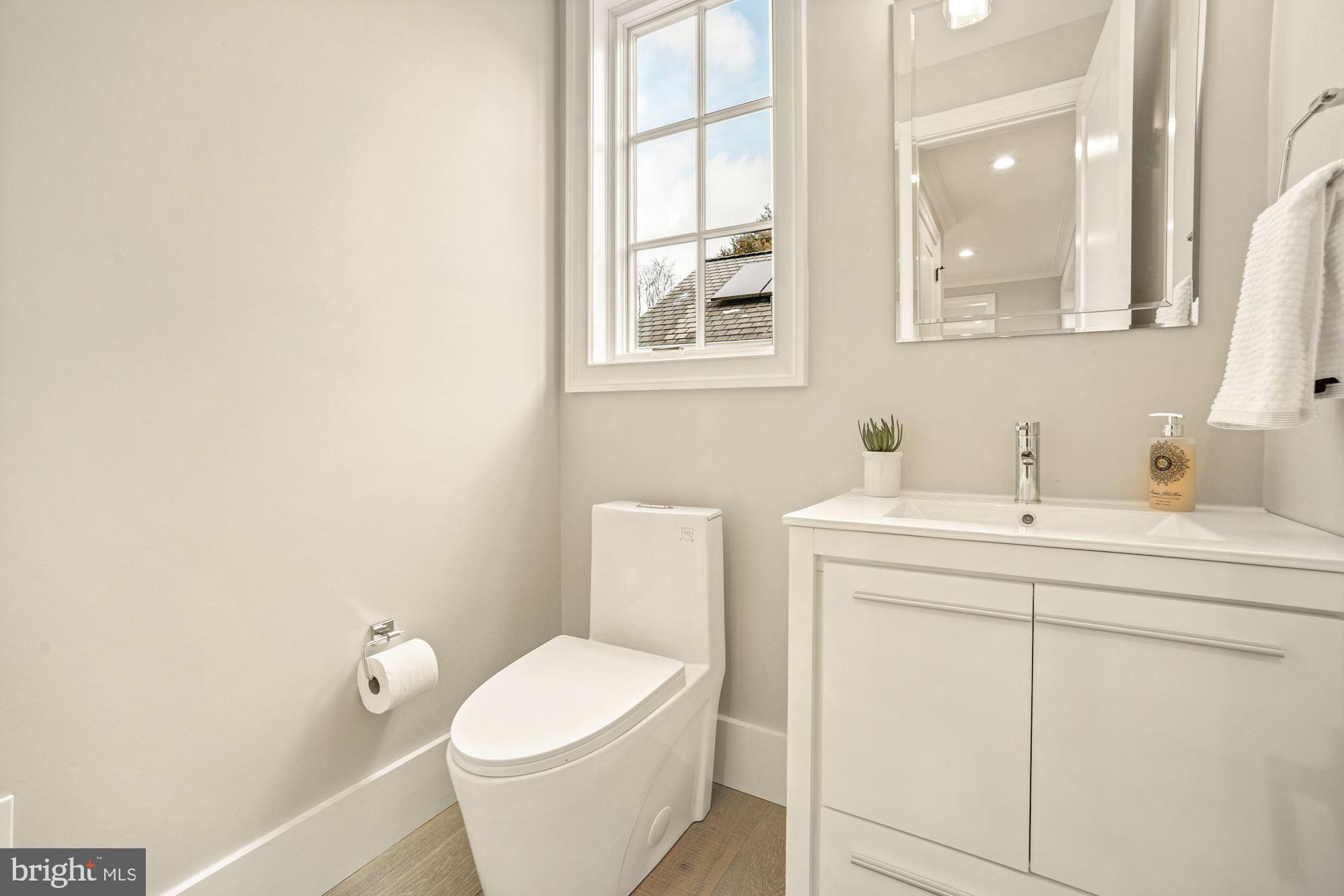 NORTH CLEVELAND PARK - Residential