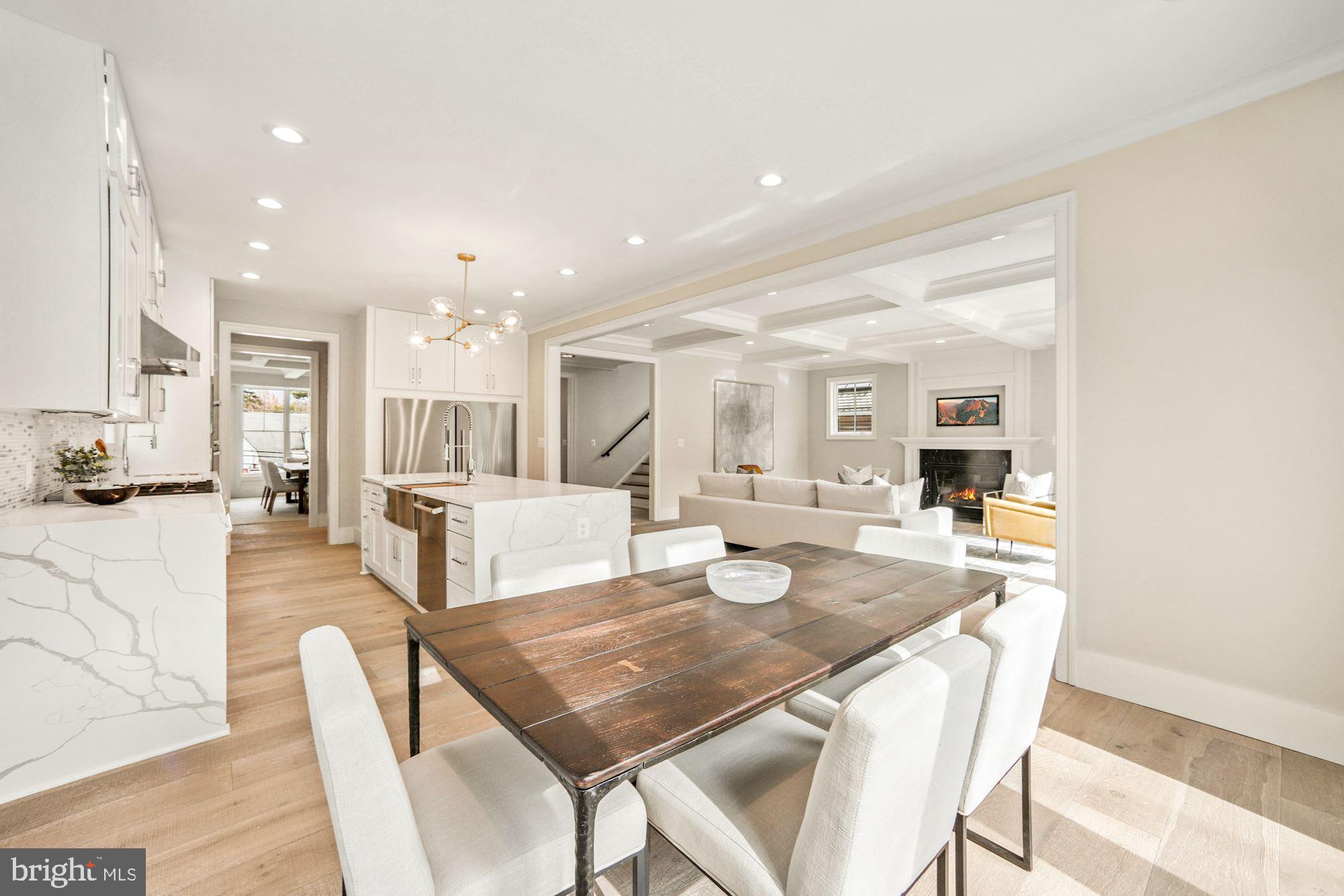NORTH CLEVELAND PARK - Residential
