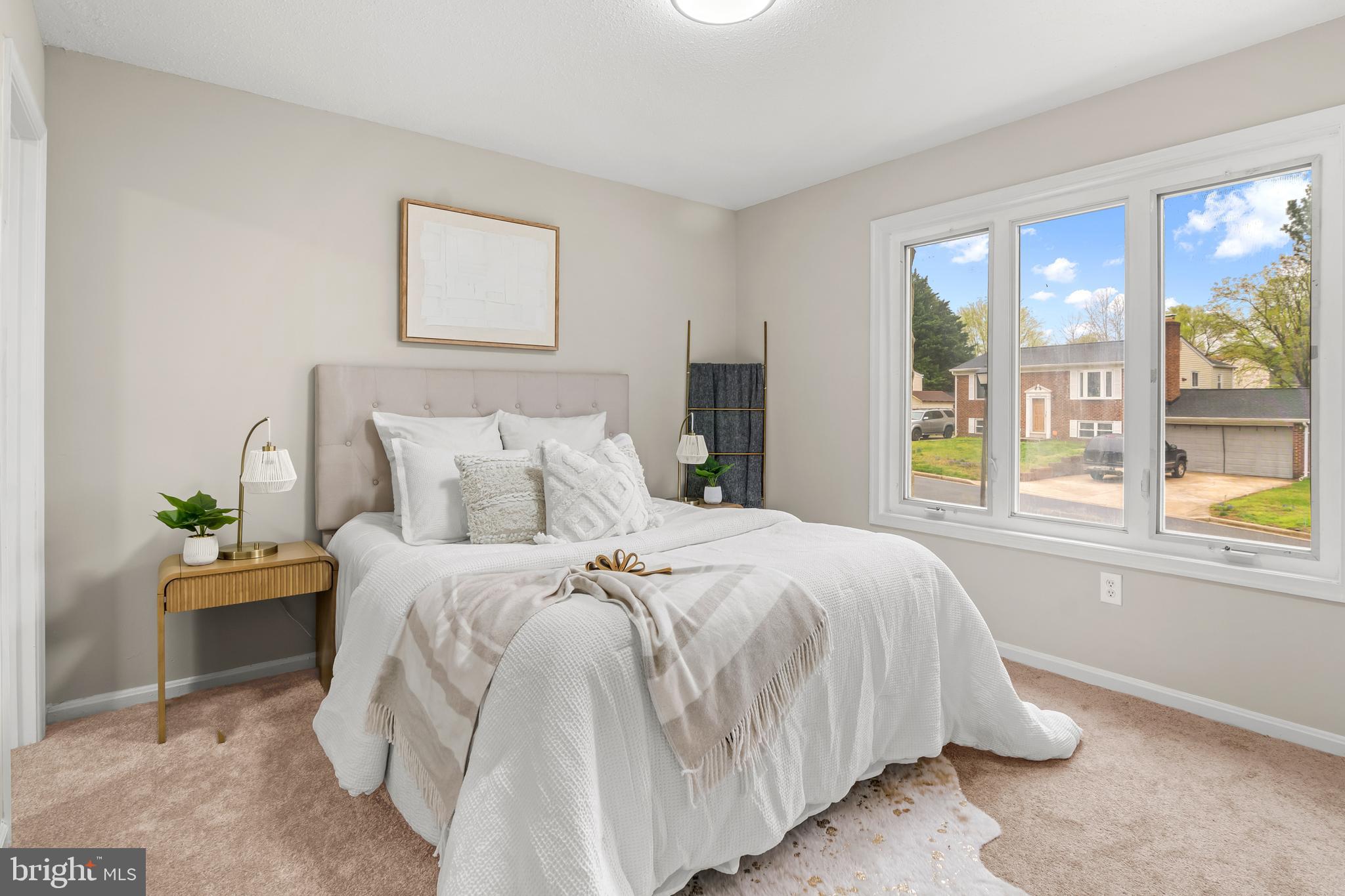 SPRING BRANCH ESTATES - Residential