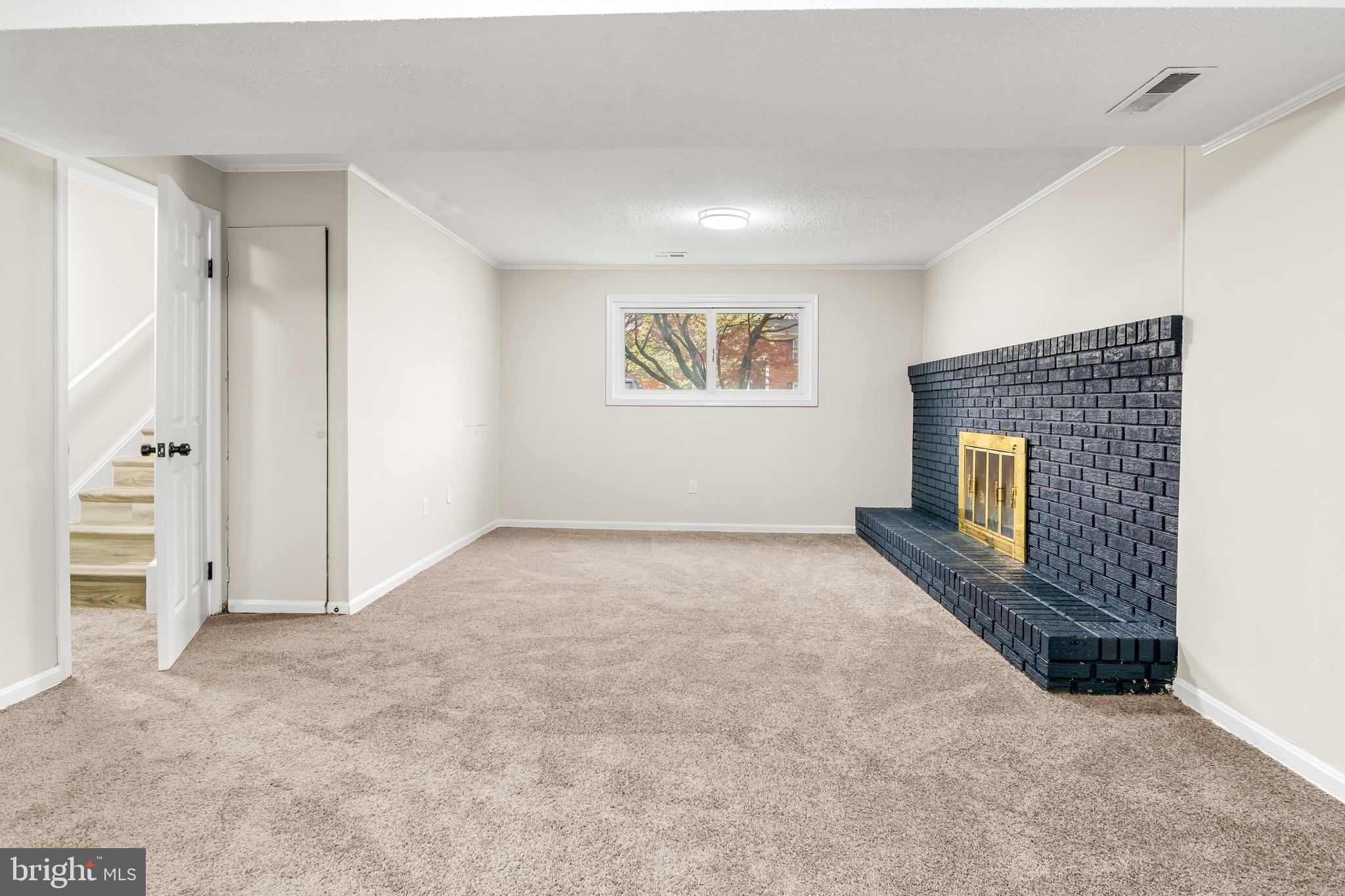 SPRING BRANCH ESTATES - Residential