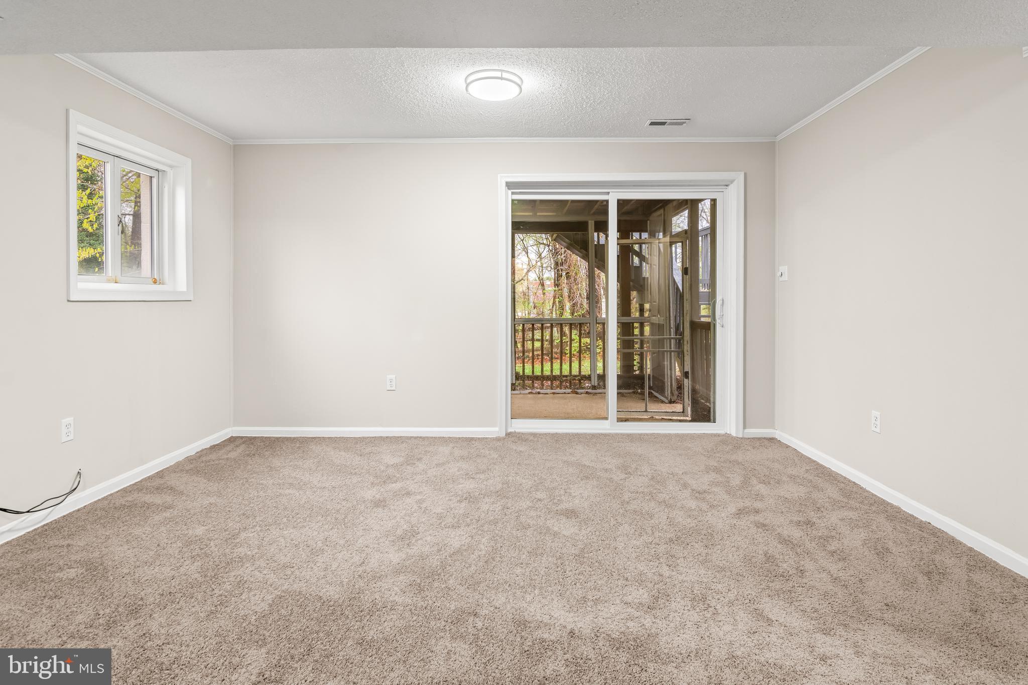 SPRING BRANCH ESTATES - Residential