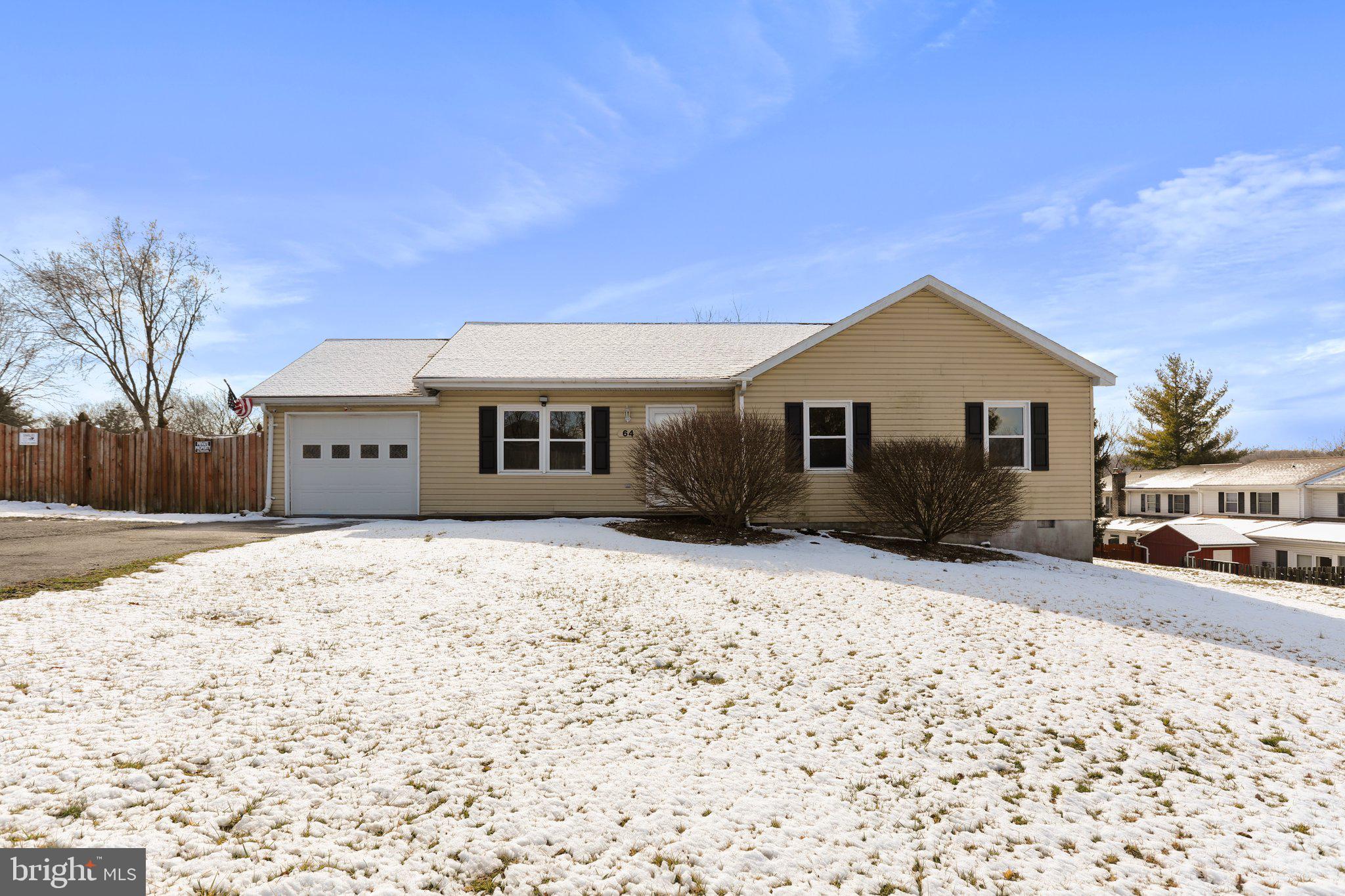 CREEKSIDE - Residential Lease