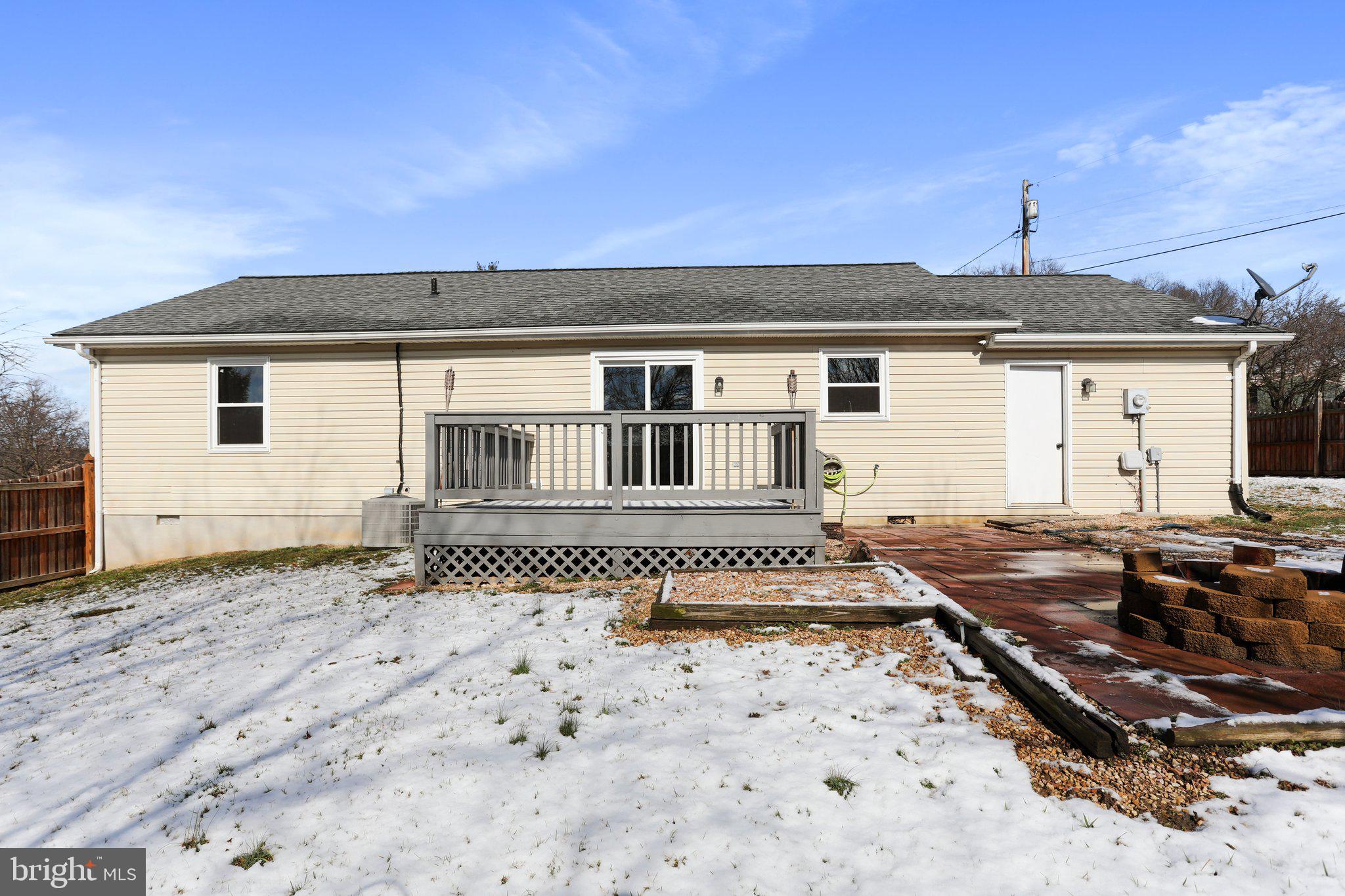 CREEKSIDE - Residential Lease