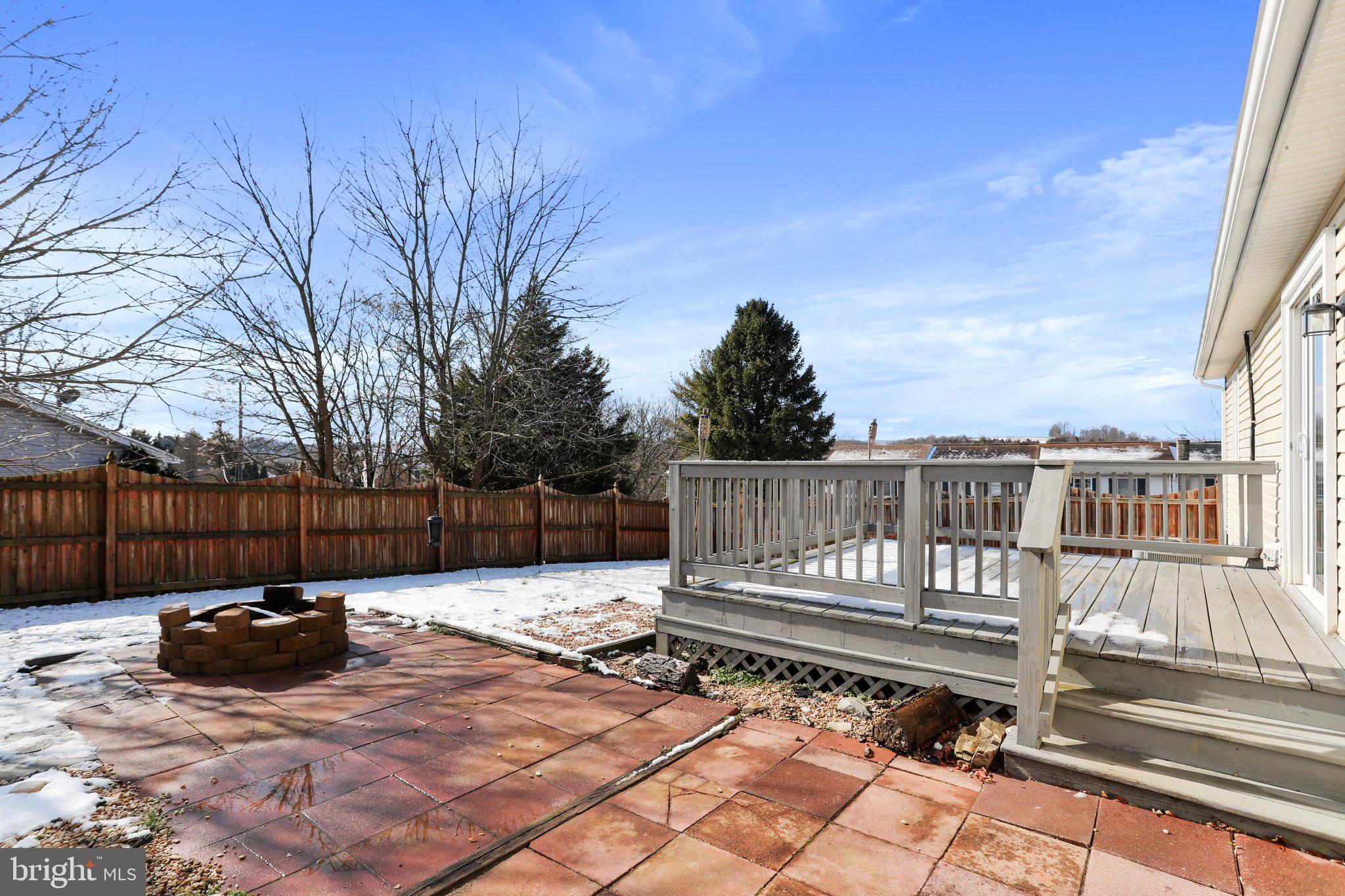 CREEKSIDE - Residential Lease