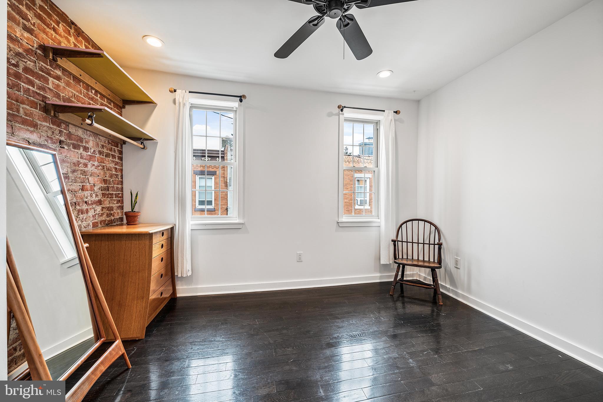 PORT RICHMOND - Residential