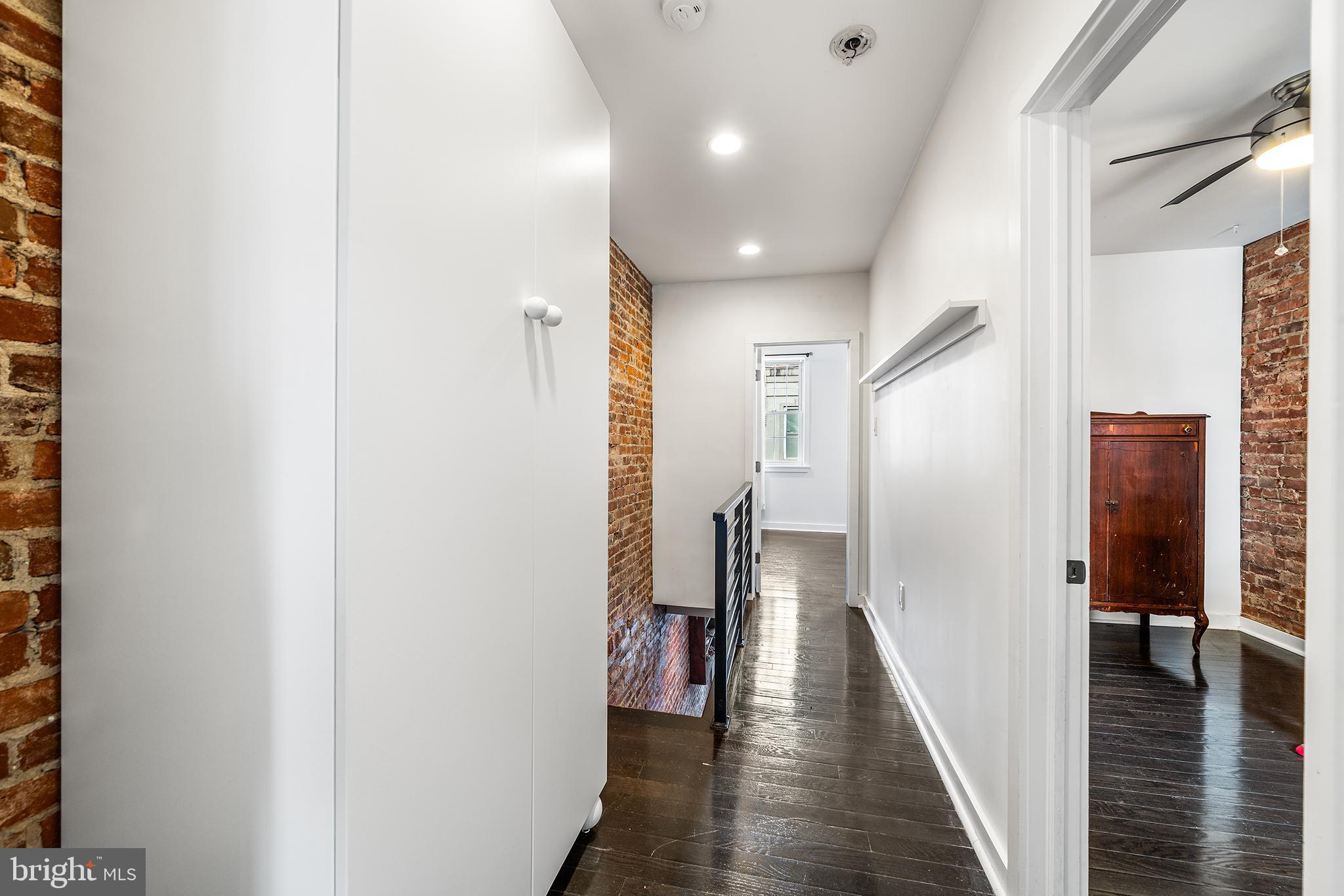 PORT RICHMOND - Residential