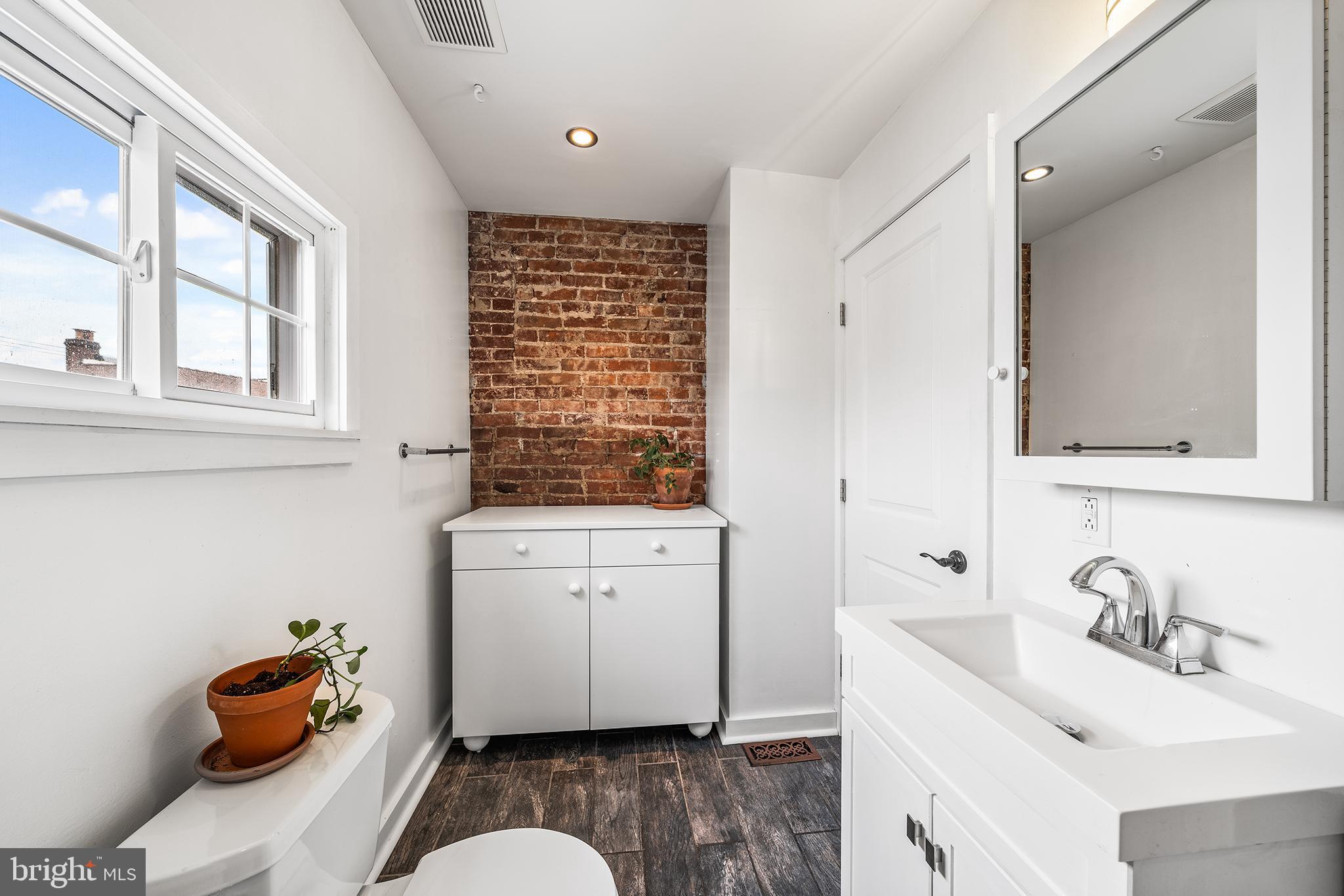 PORT RICHMOND - Residential