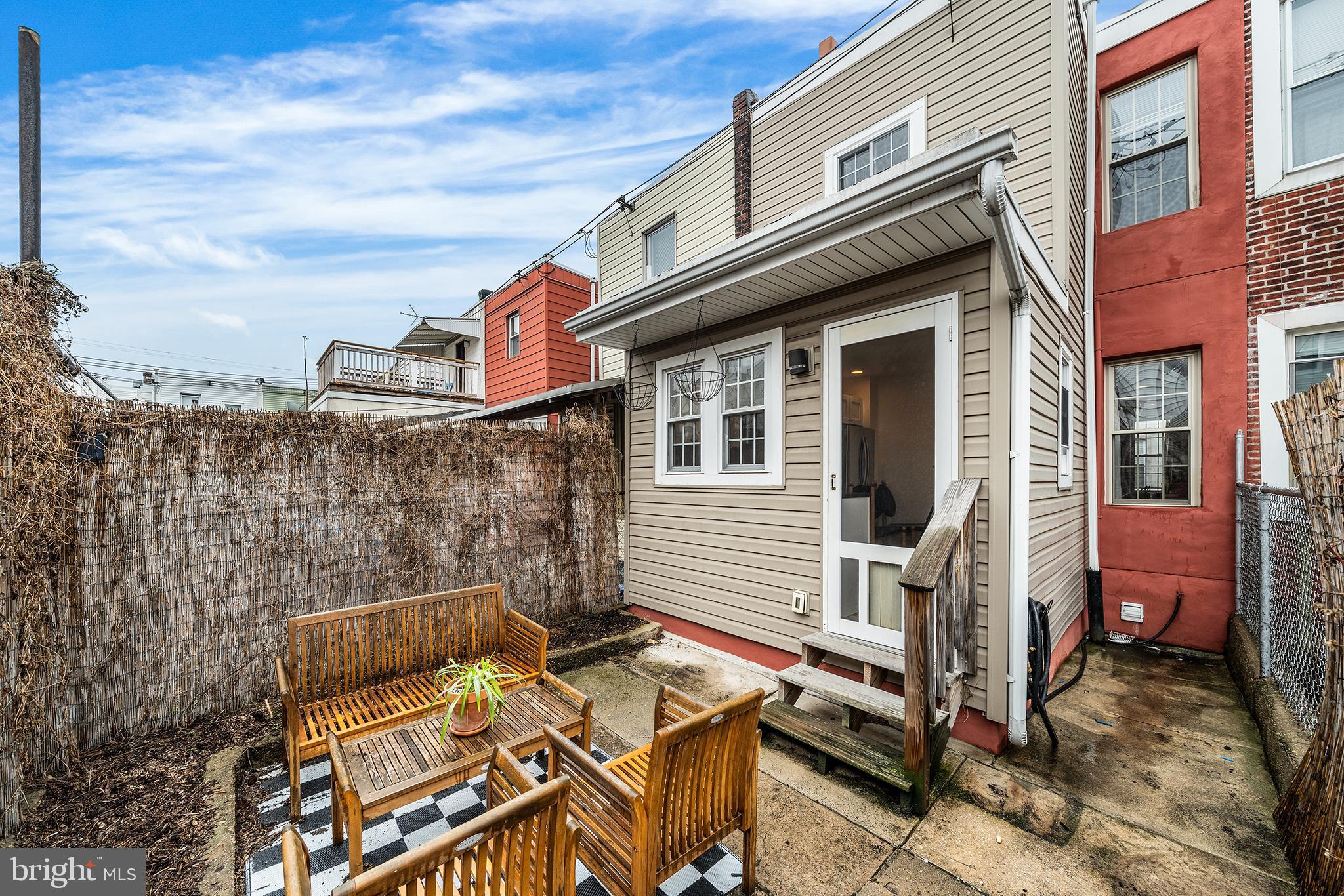 PORT RICHMOND - Residential