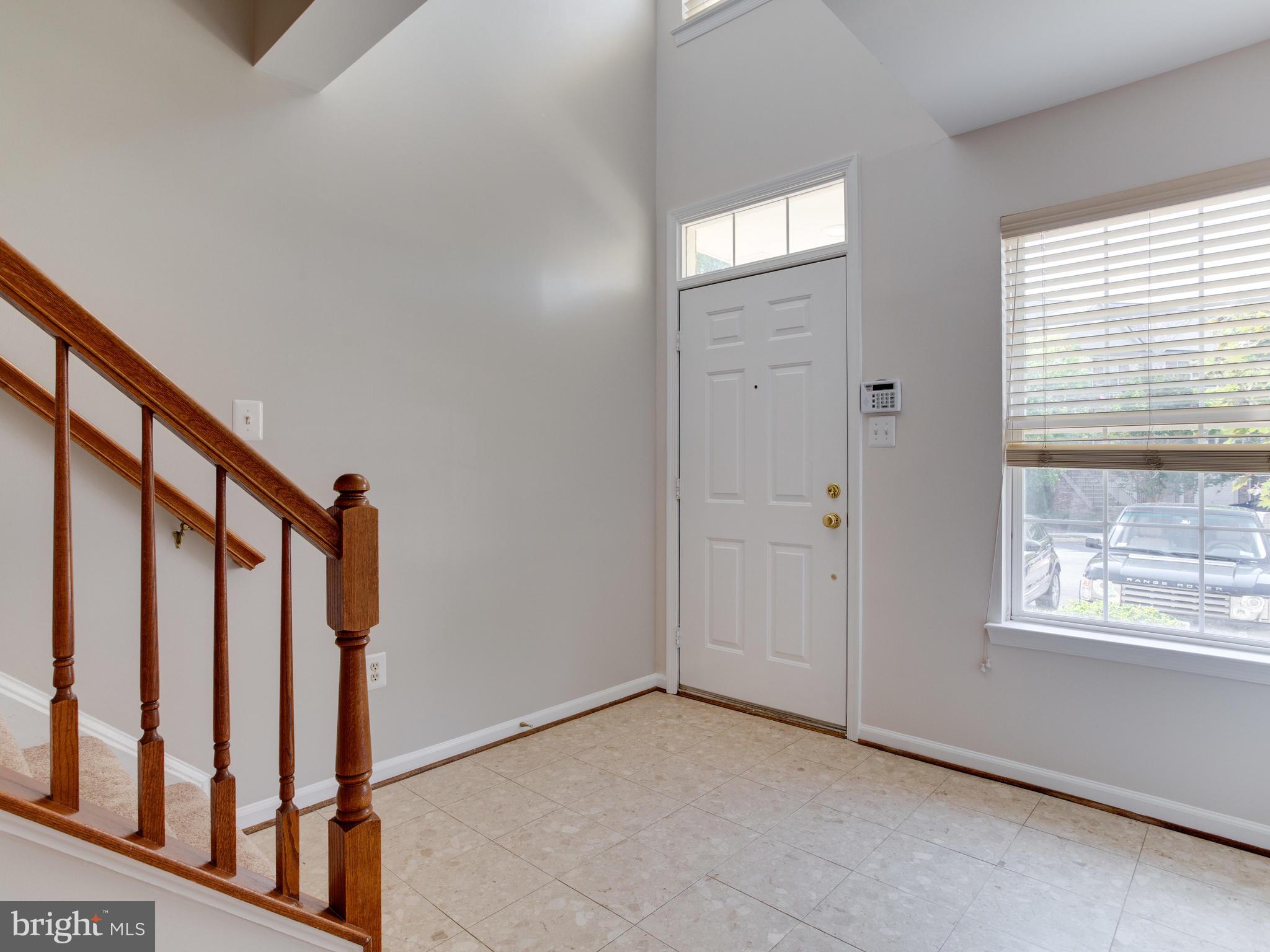 ISLAND CREEK - Residential Lease