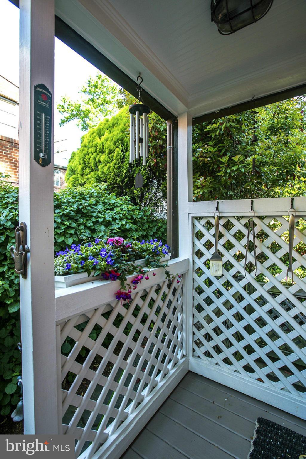 CHEVY CHASE - Residential