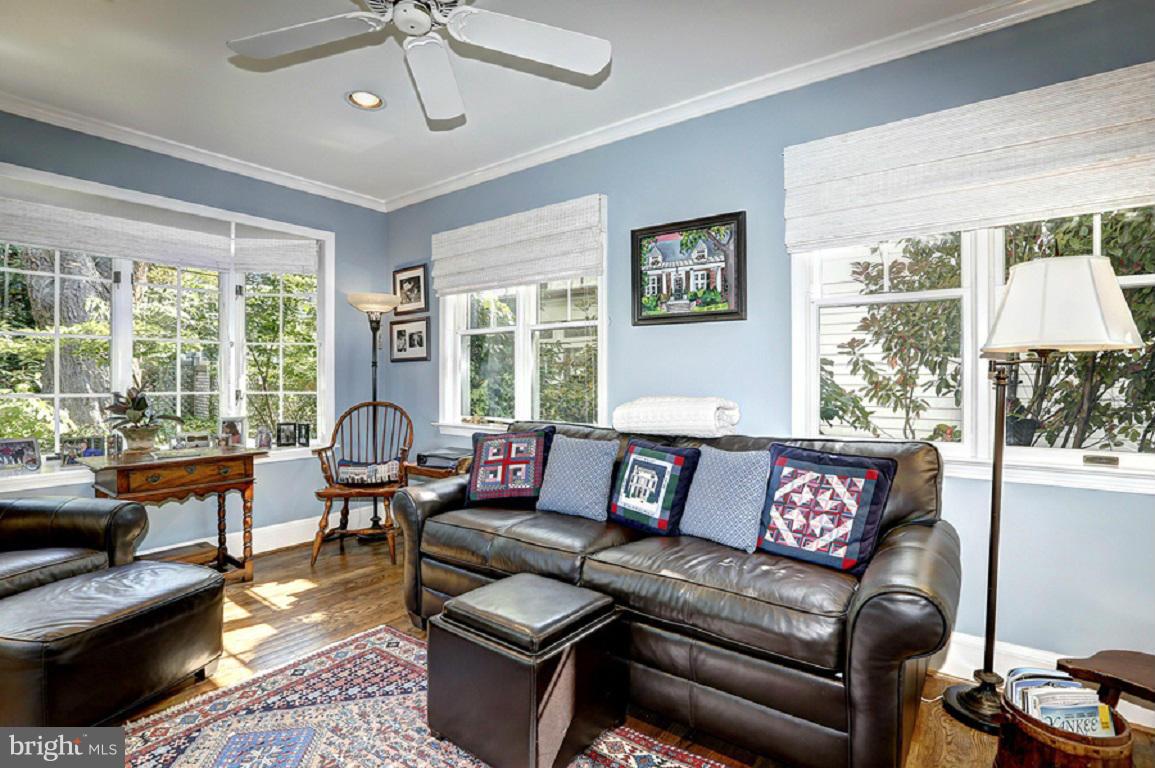 CHEVY CHASE - Residential