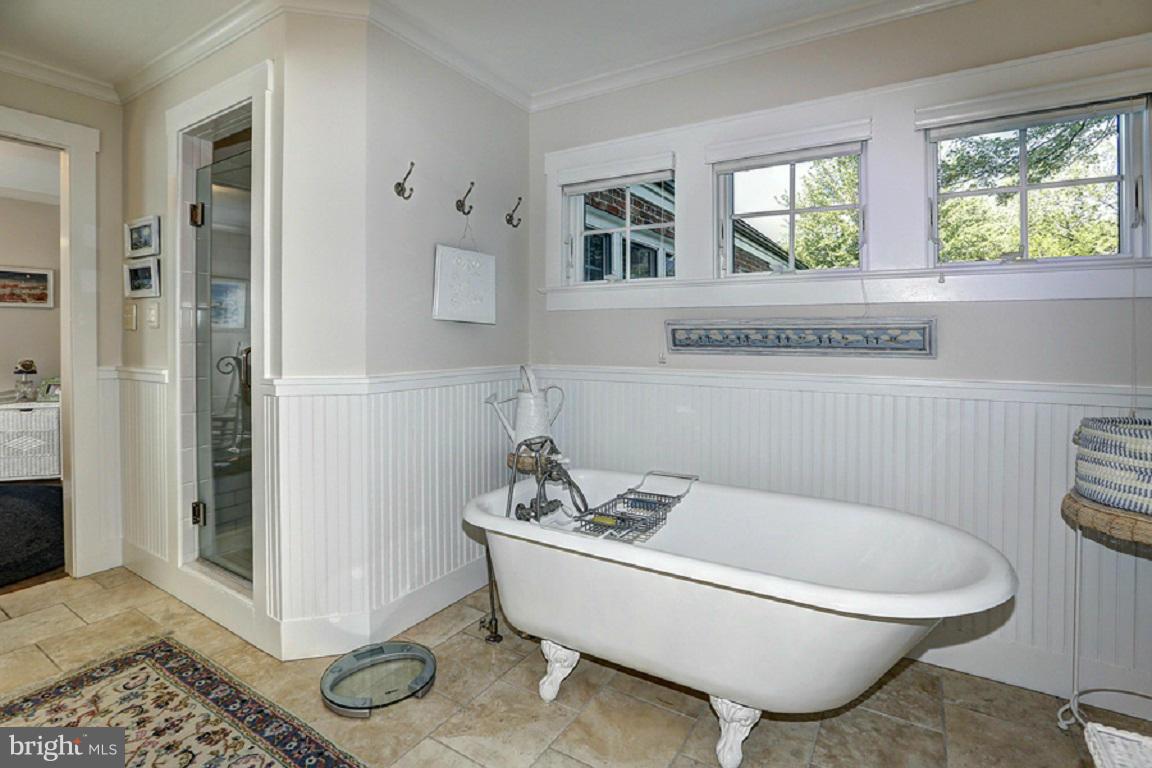 CHEVY CHASE - Residential