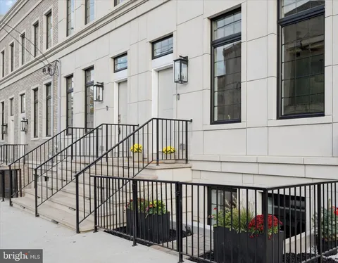 128 E Sharpnack Street, Philadelphia, PA MLS: PAPH2478922