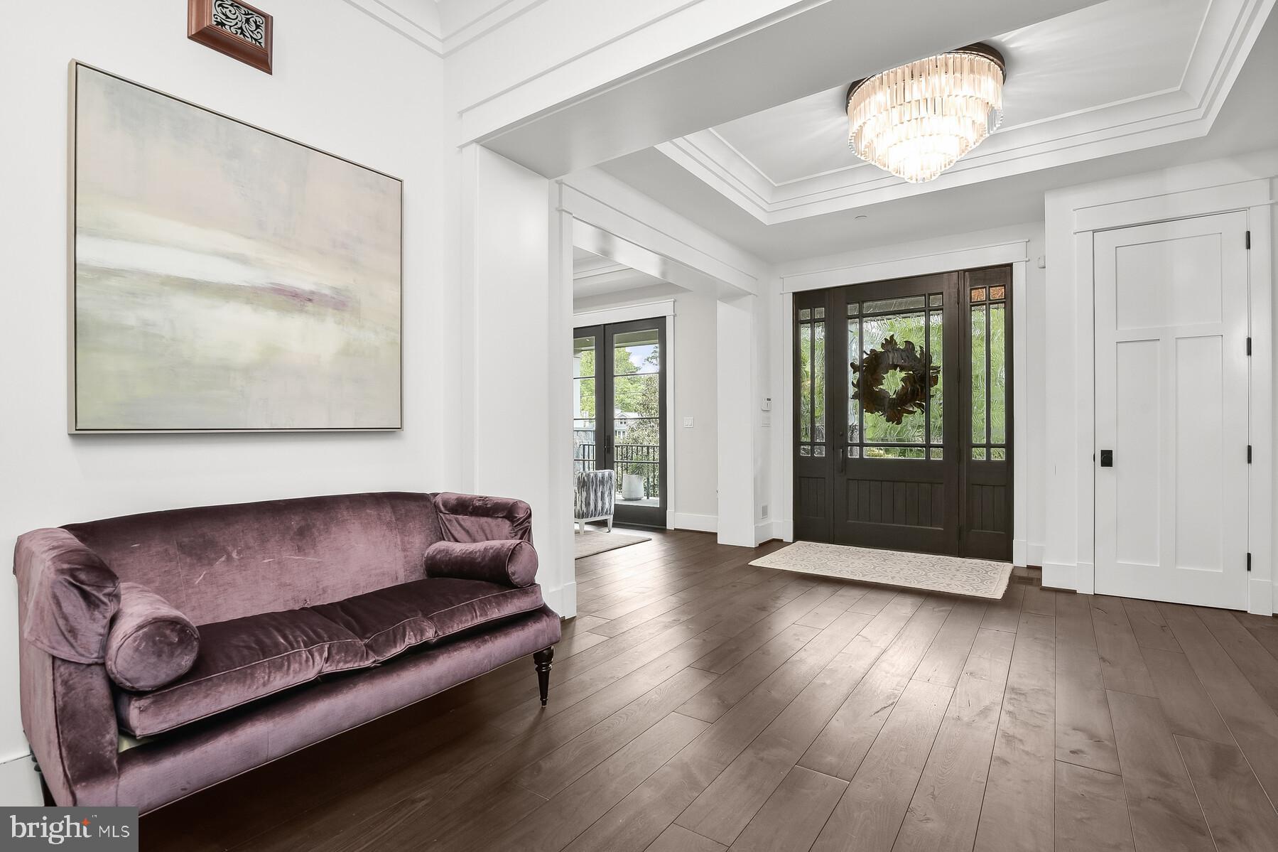 BANNOCKBURN ESTATES - Residential