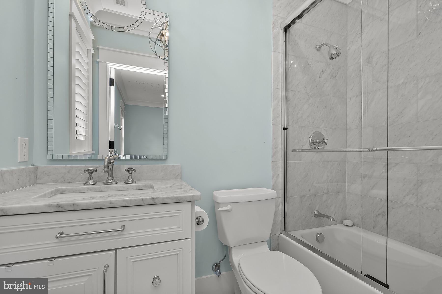 BANNOCKBURN ESTATES - Residential