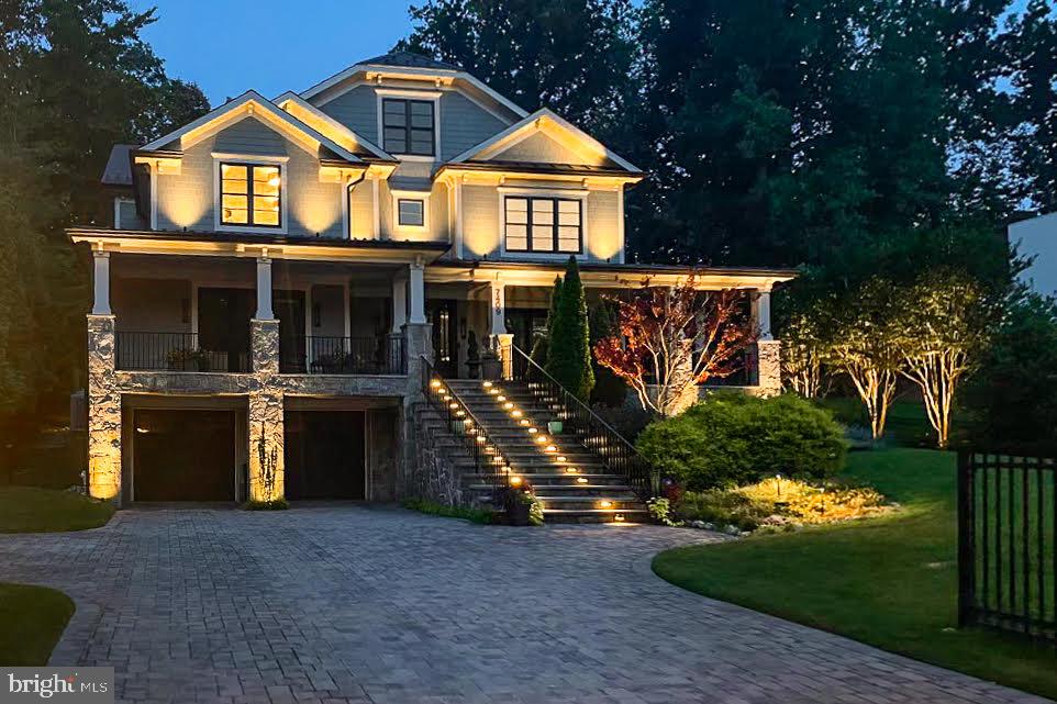 BANNOCKBURN ESTATES - Residential