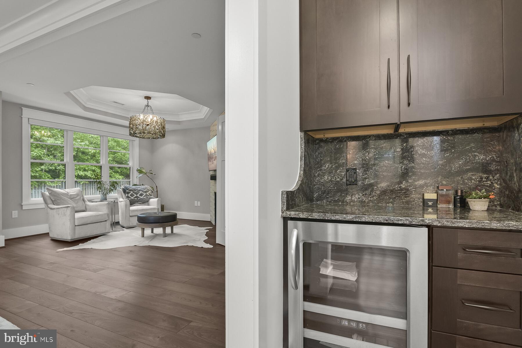 BANNOCKBURN ESTATES - Residential