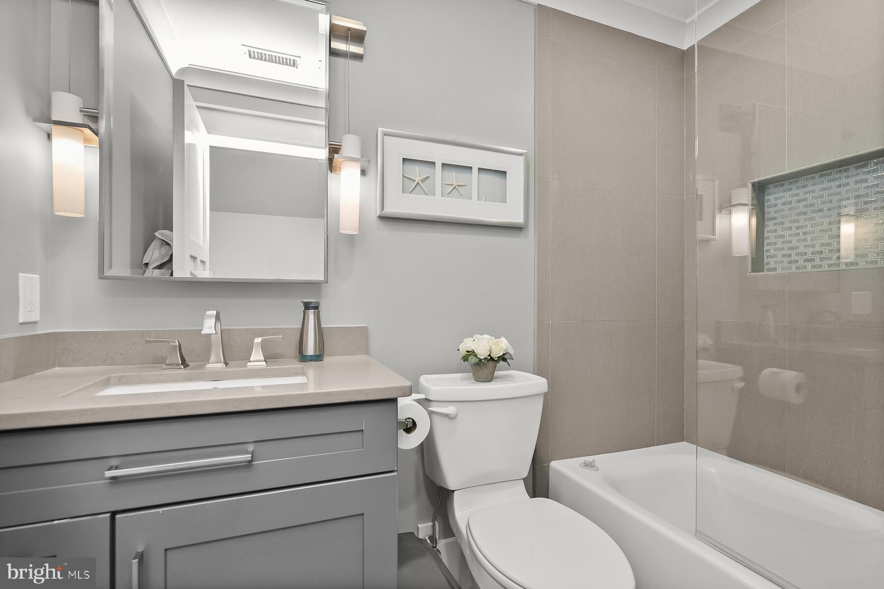 BANNOCKBURN ESTATES - Residential