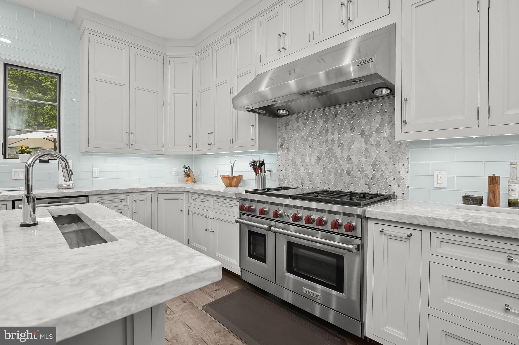 BANNOCKBURN ESTATES - Residential