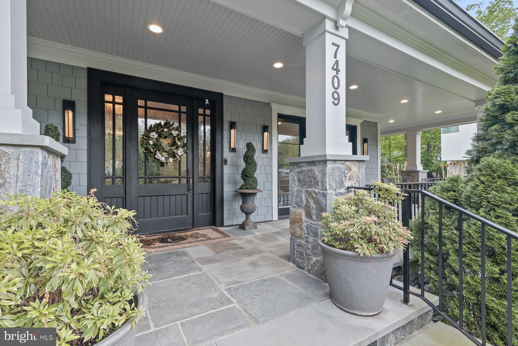 BANNOCKBURN ESTATES - Residential