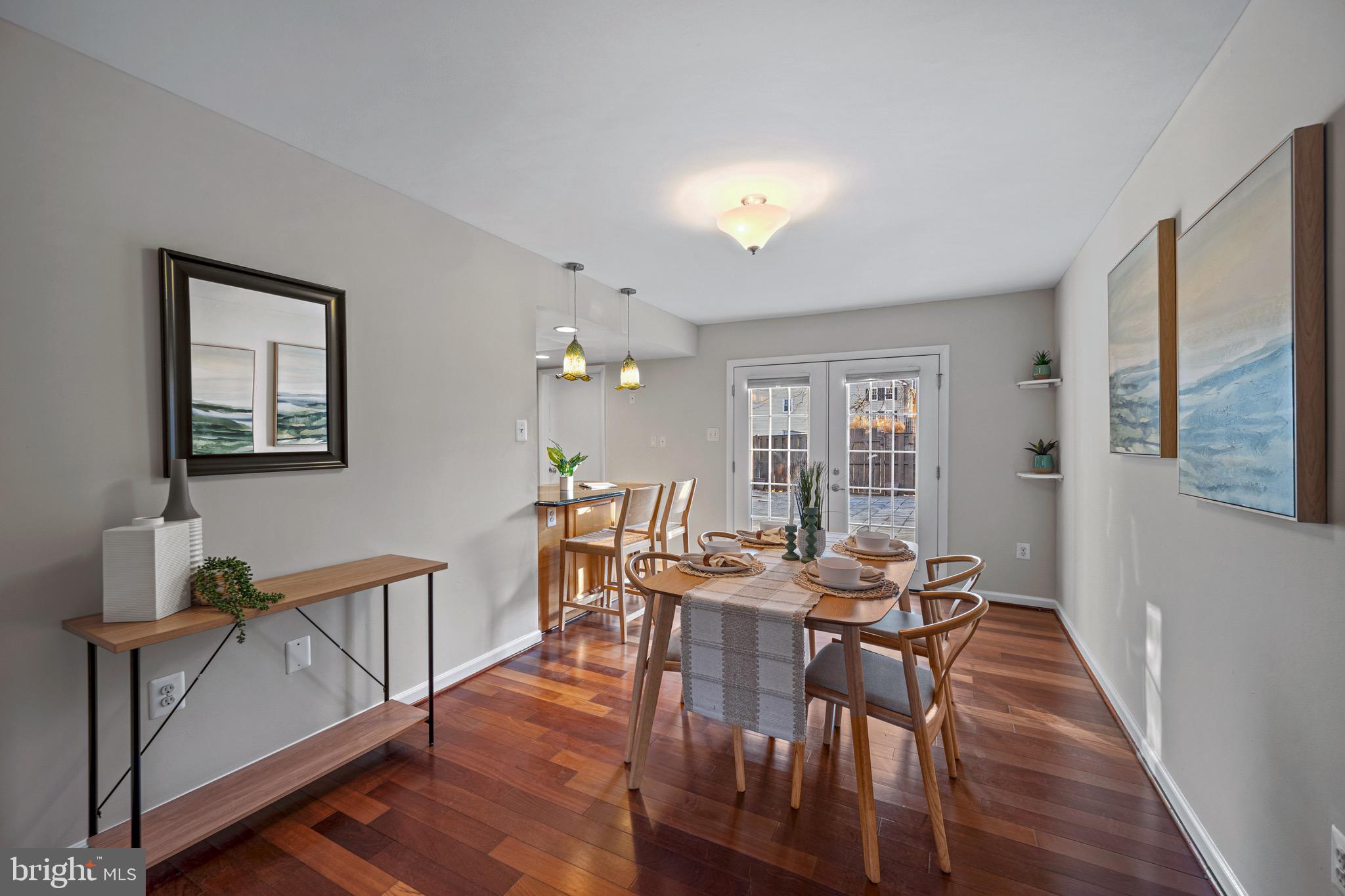 VILLAGE OF HARPERS CHOICE - Residential