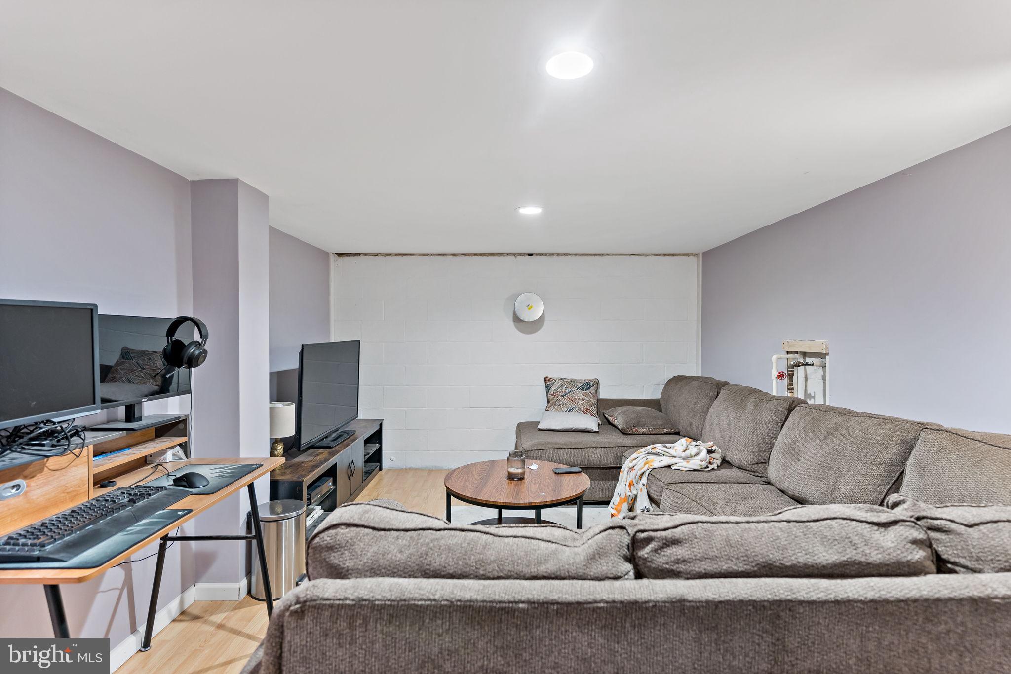 BERKELEY STATION - Residential