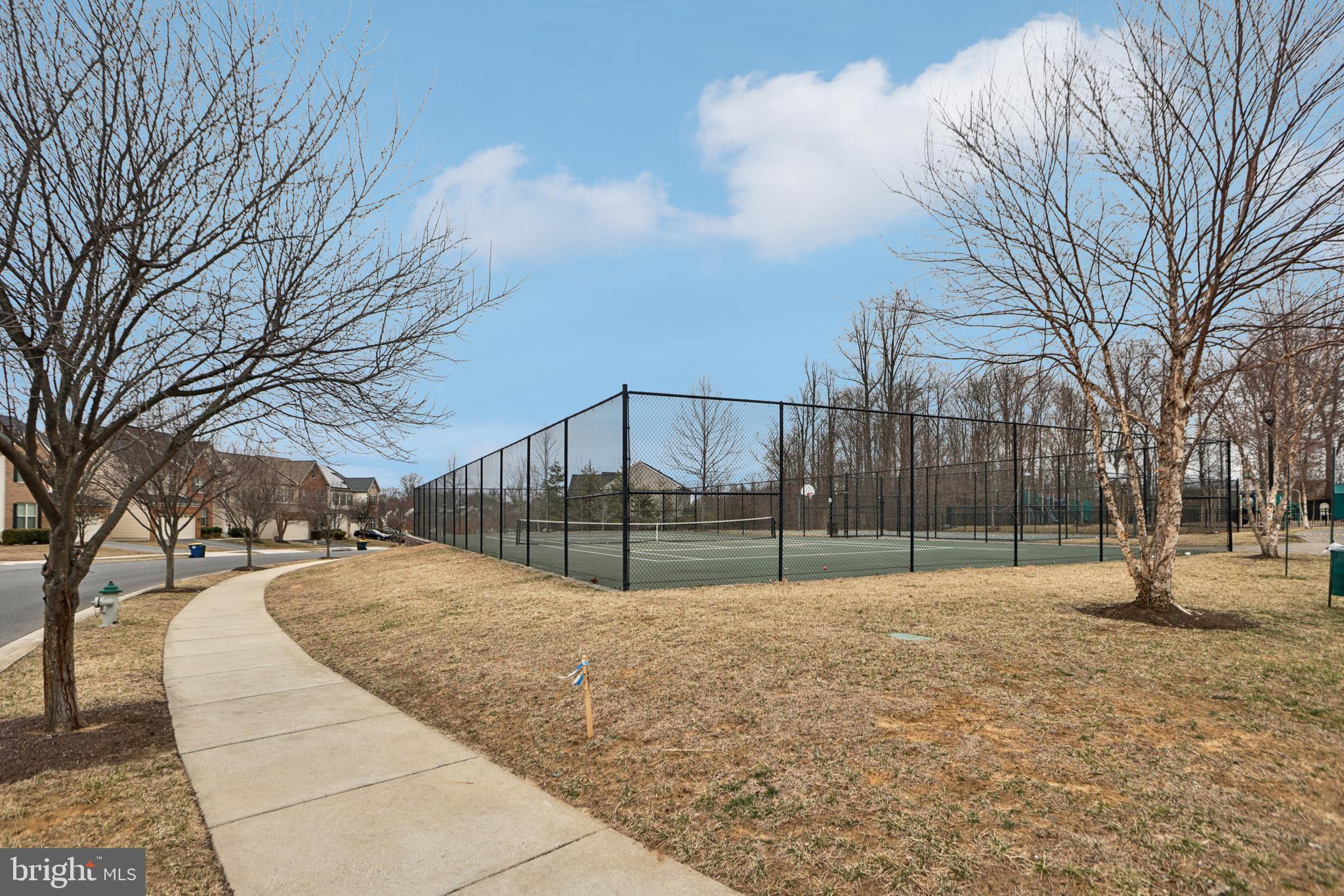 WOODMORE TOWNE CENTRE - Residential