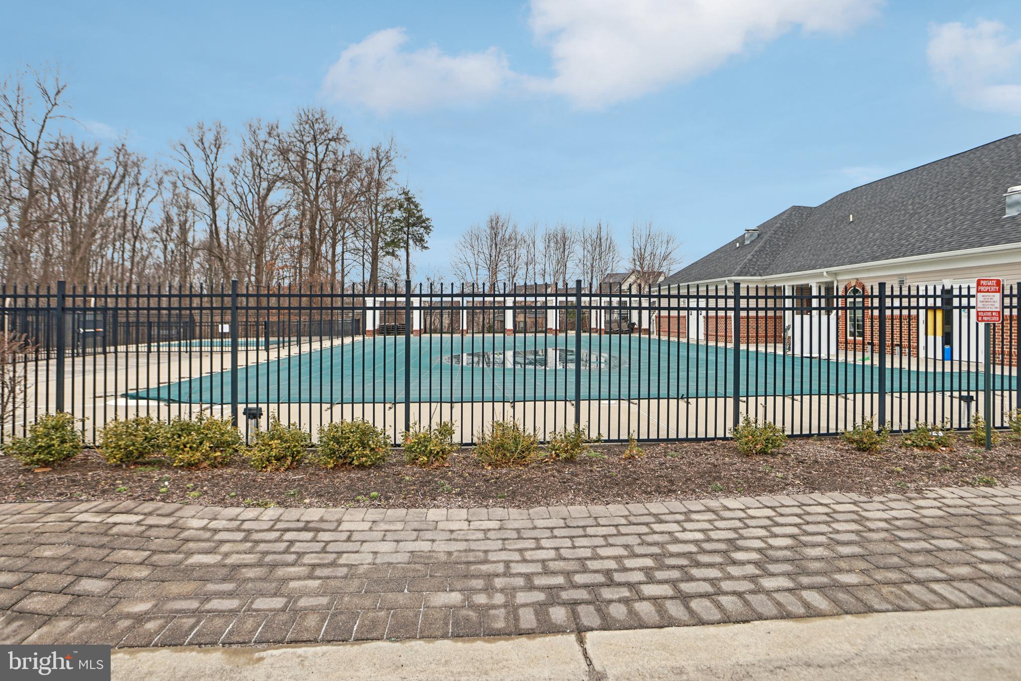 WOODMORE TOWNE CENTRE - Residential