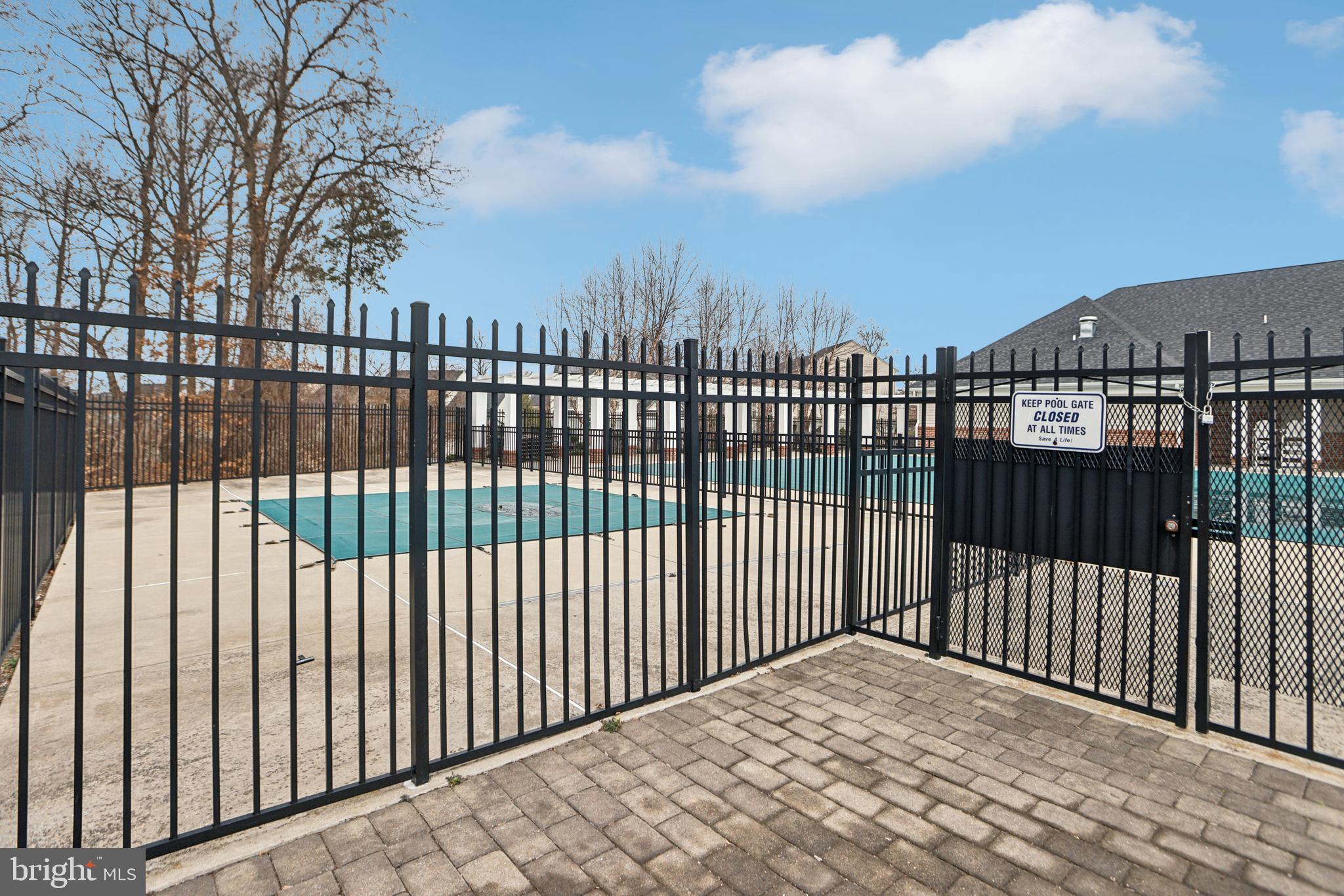 WOODMORE TOWNE CENTRE - Residential