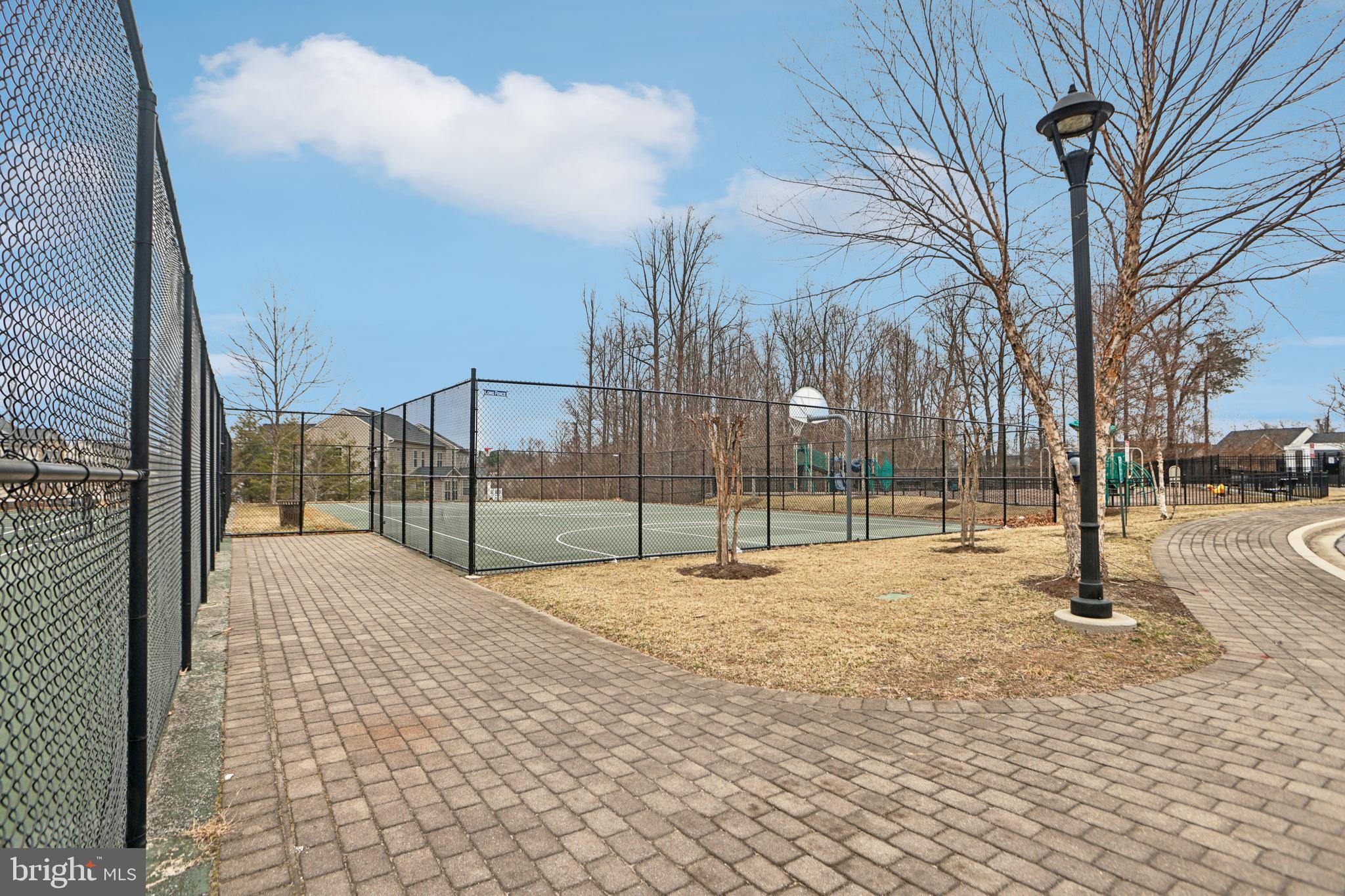 WOODMORE TOWNE CENTRE - Residential