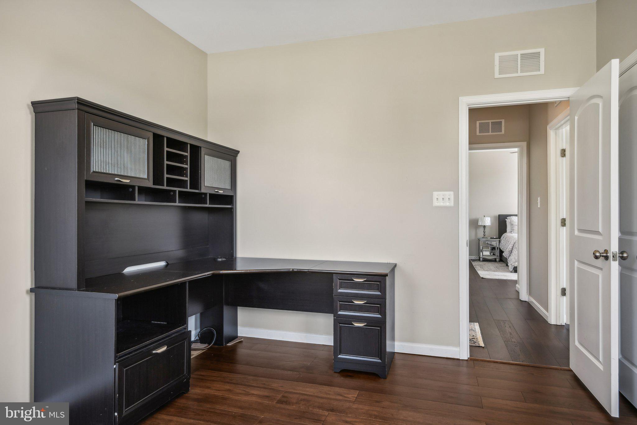 WOODMORE TOWNE CENTRE - Residential