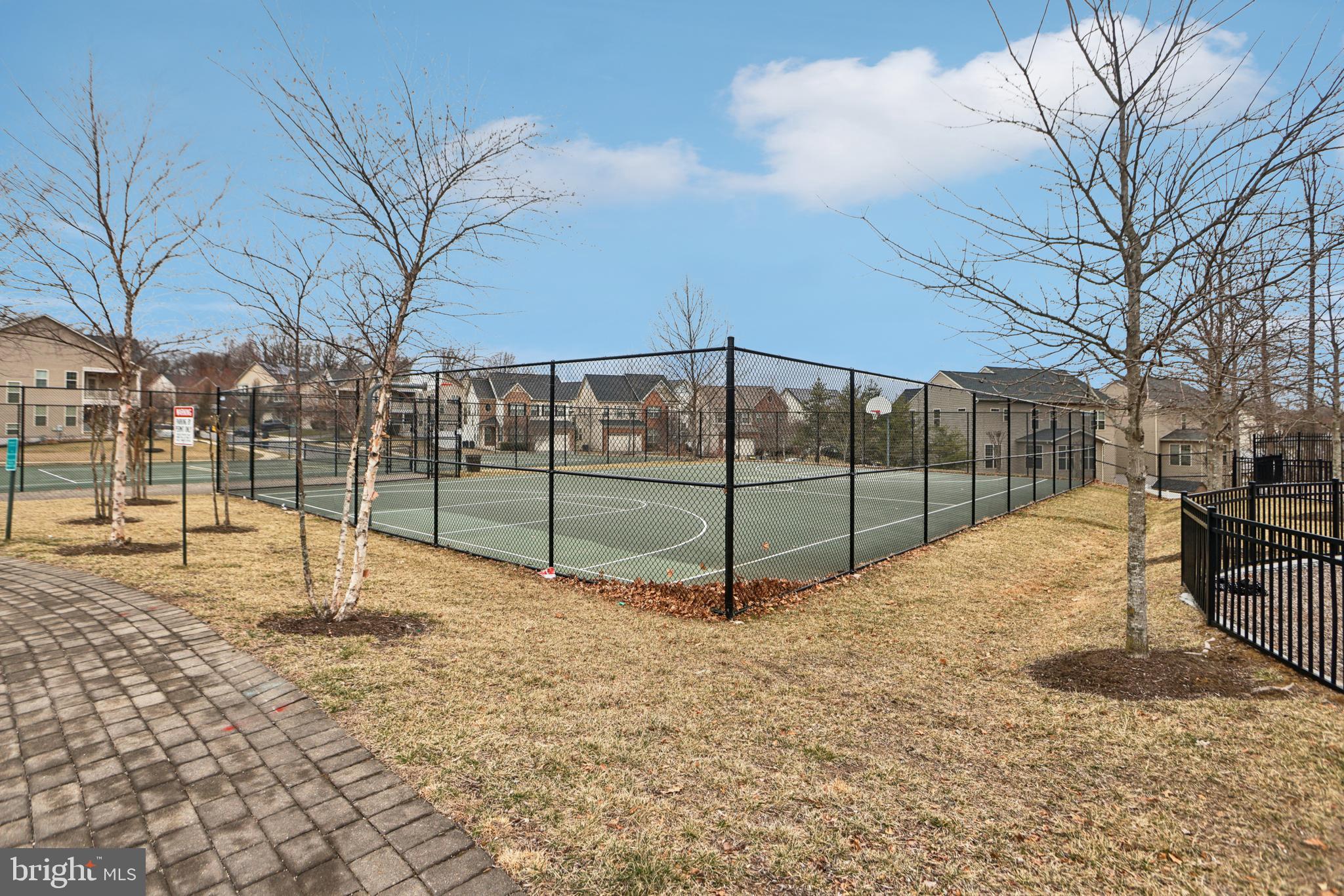 WOODMORE TOWNE CENTRE - Residential