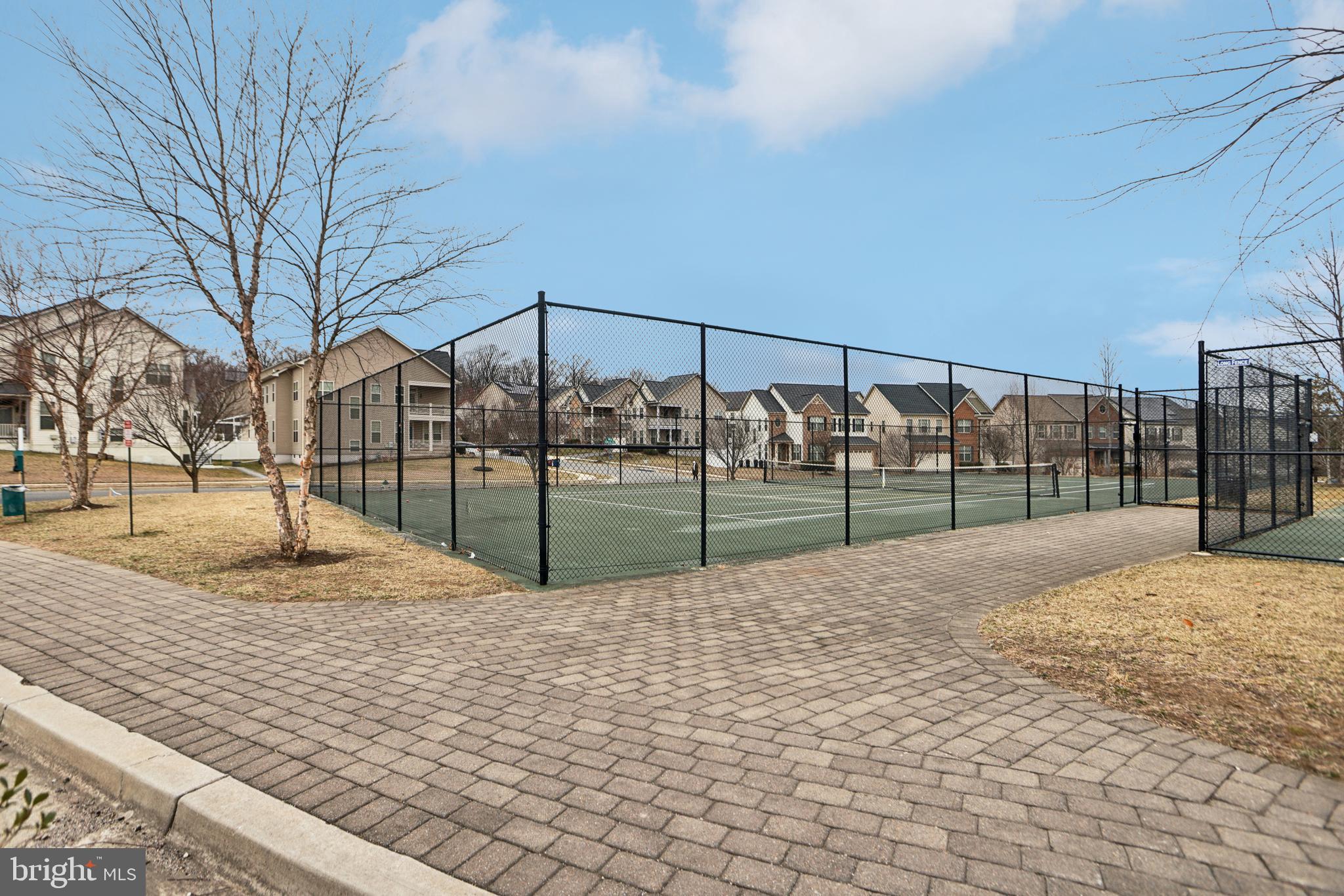 WOODMORE TOWNE CENTRE - Residential