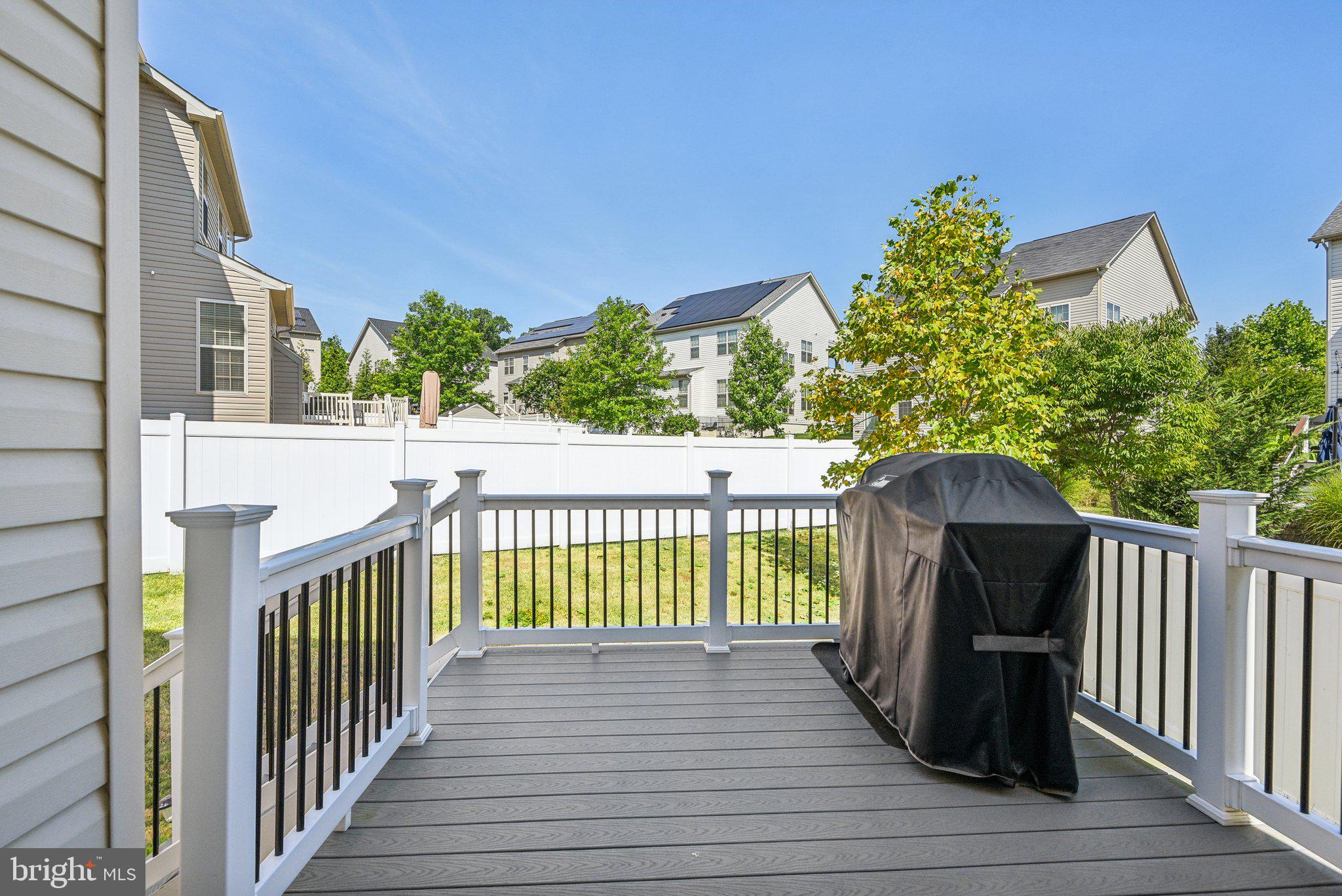 WOODMORE TOWNE CENTRE - Residential