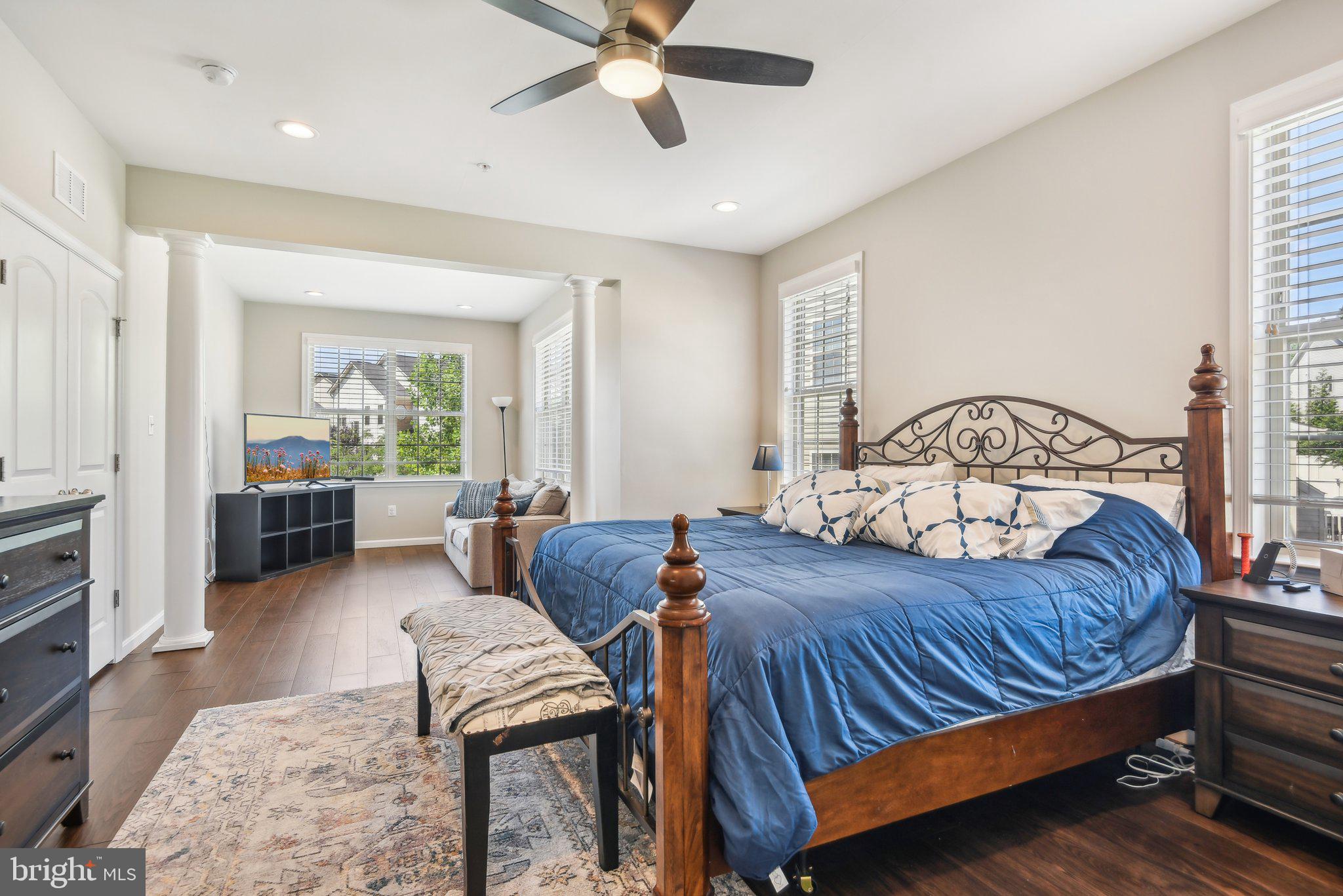 WOODMORE TOWNE CENTRE - Residential