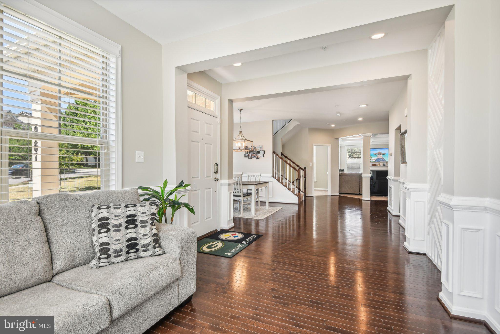 WOODMORE TOWNE CENTRE - Residential