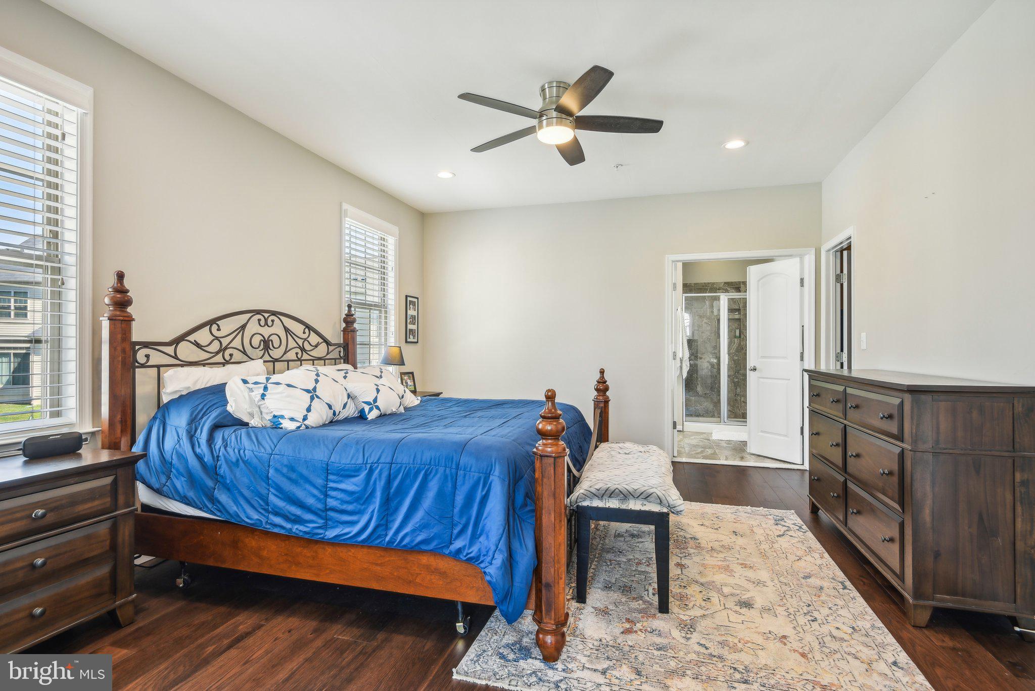 WOODMORE TOWNE CENTRE - Residential