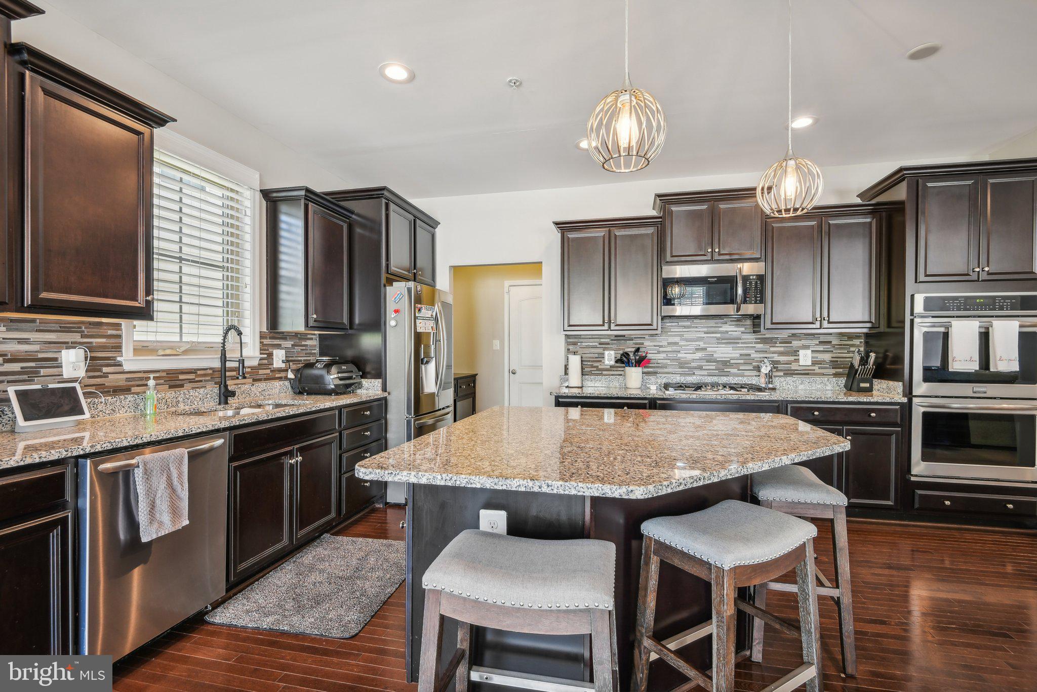 WOODMORE TOWNE CENTRE - Residential