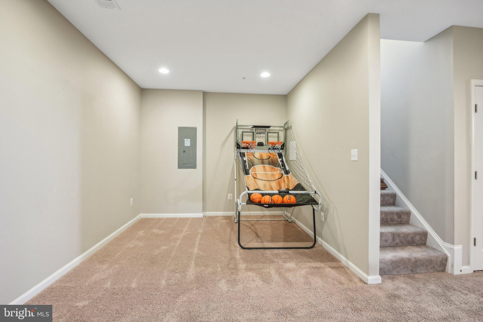 WOODMORE TOWNE CENTRE - Residential