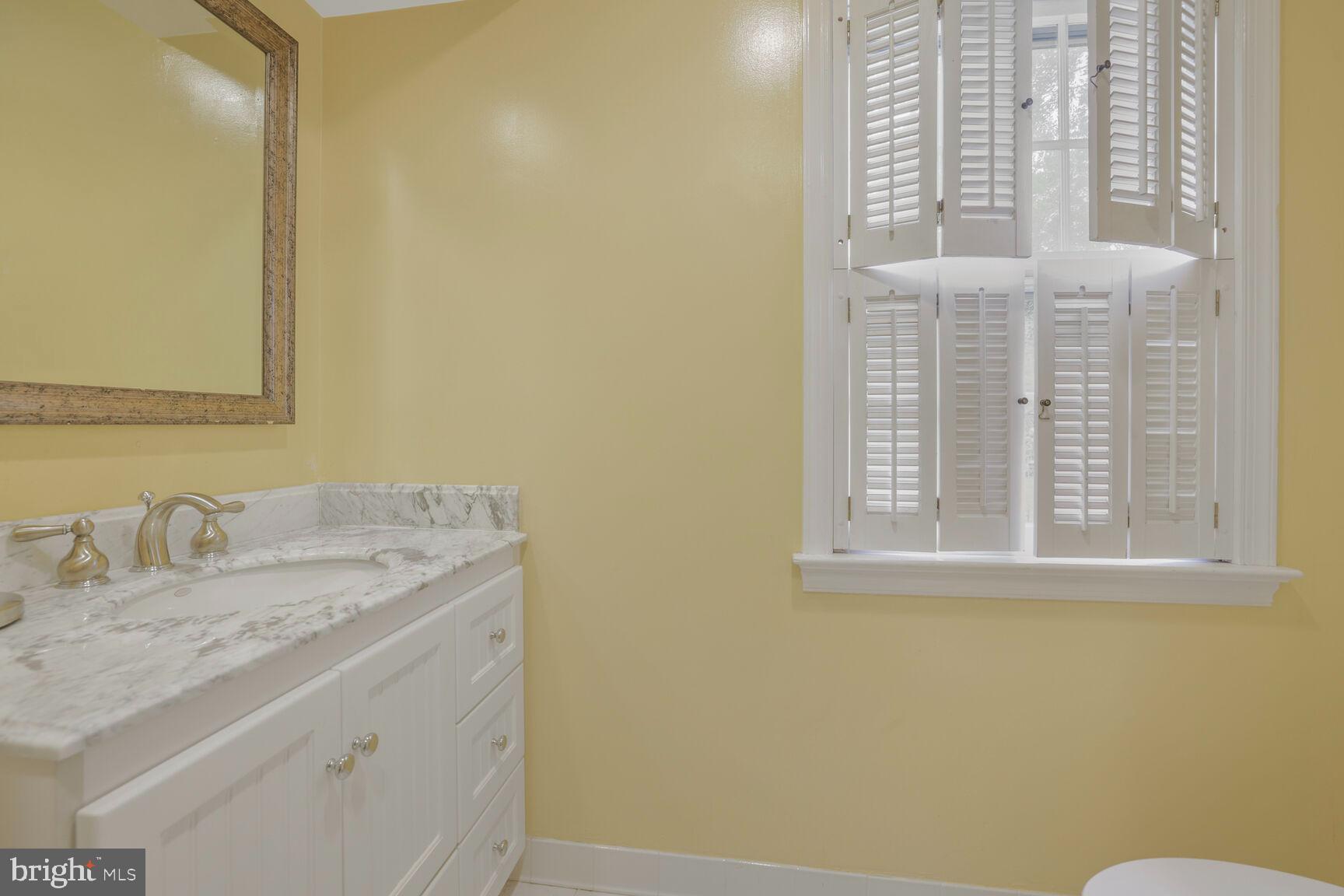 RIVER FALLS - Residential