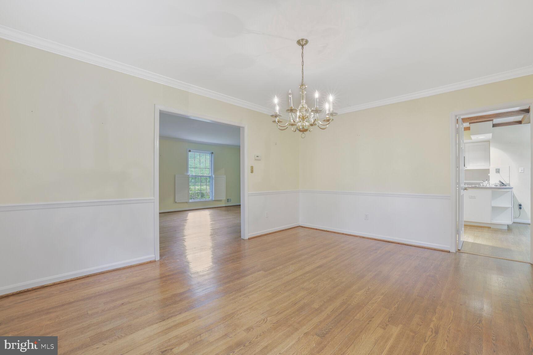 RIVER FALLS - Residential