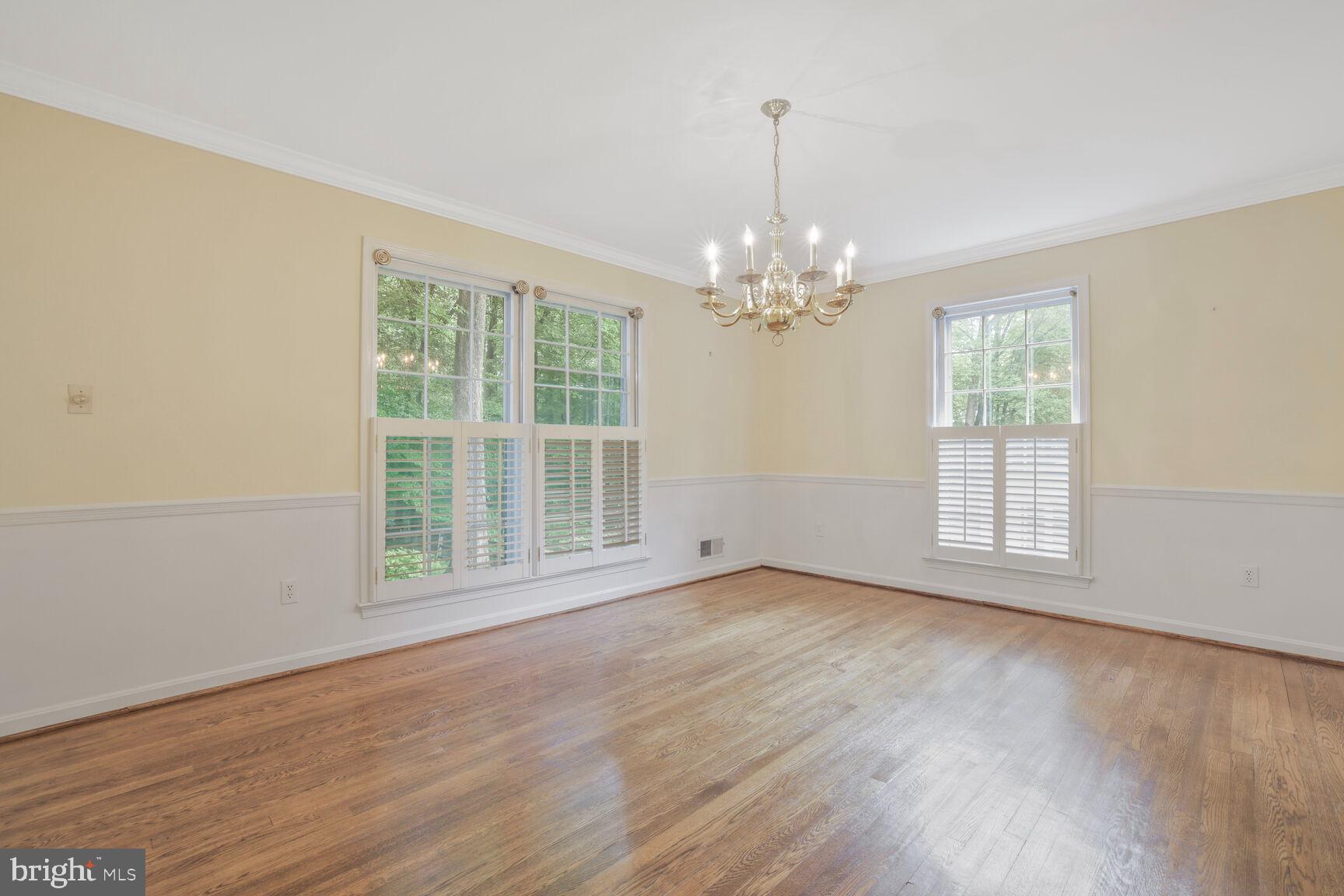 RIVER FALLS - Residential