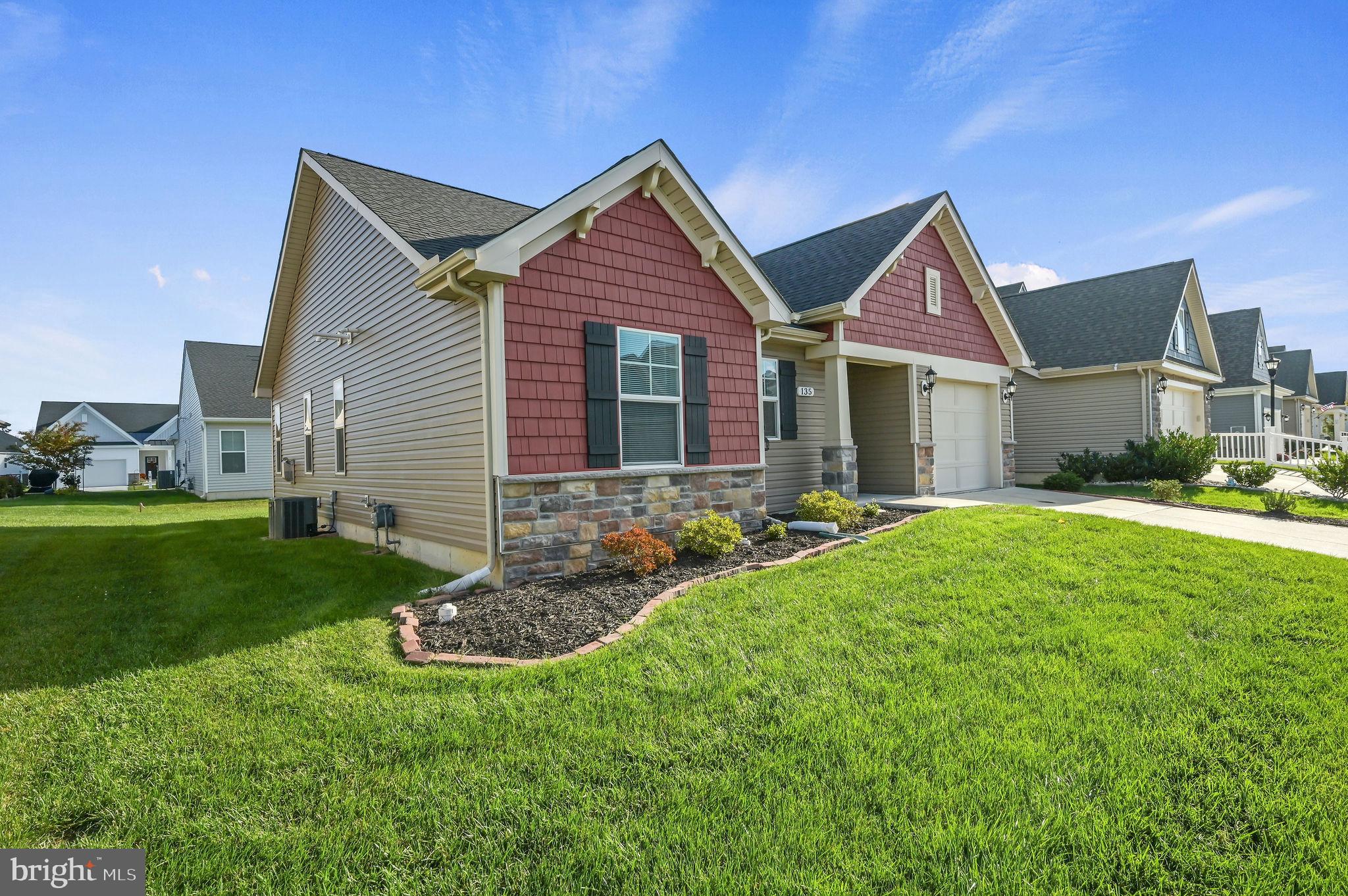 135 CASSELBERRY LANE