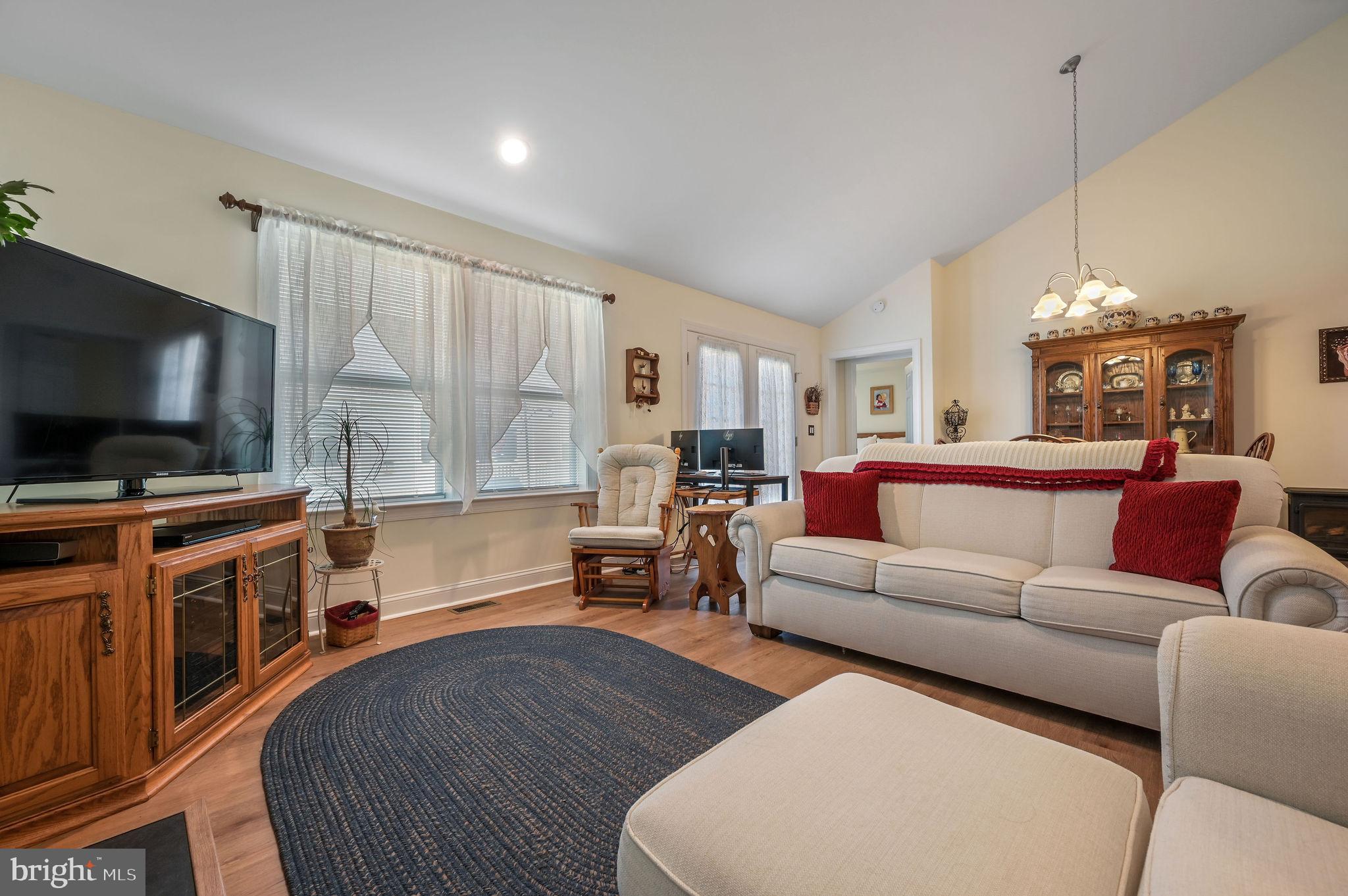 NOBLES POND - Residential