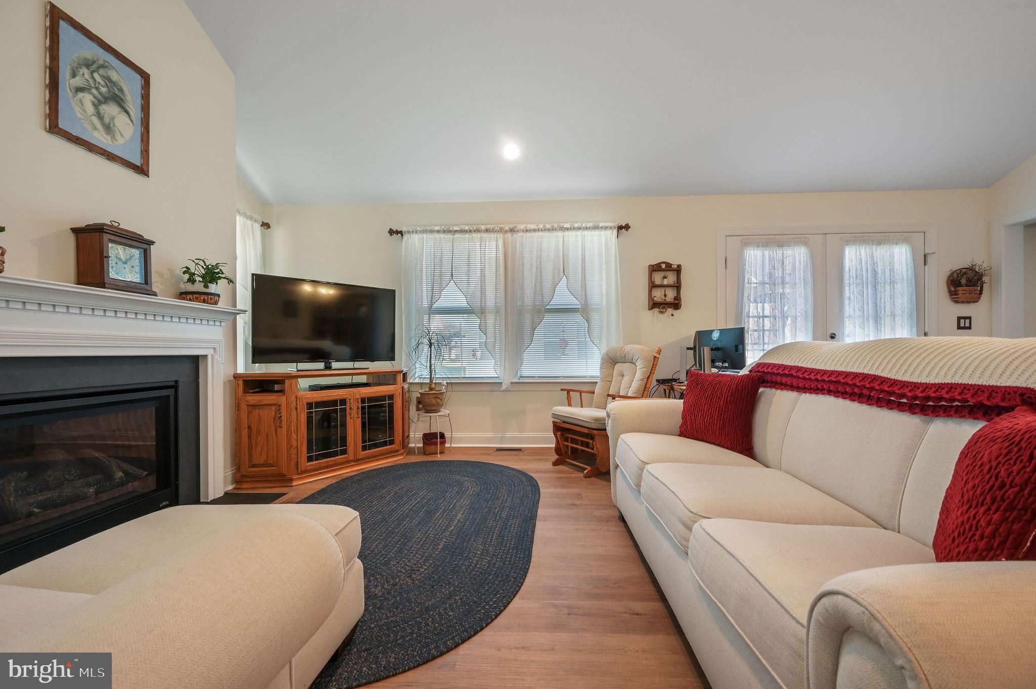 NOBLES POND - Residential