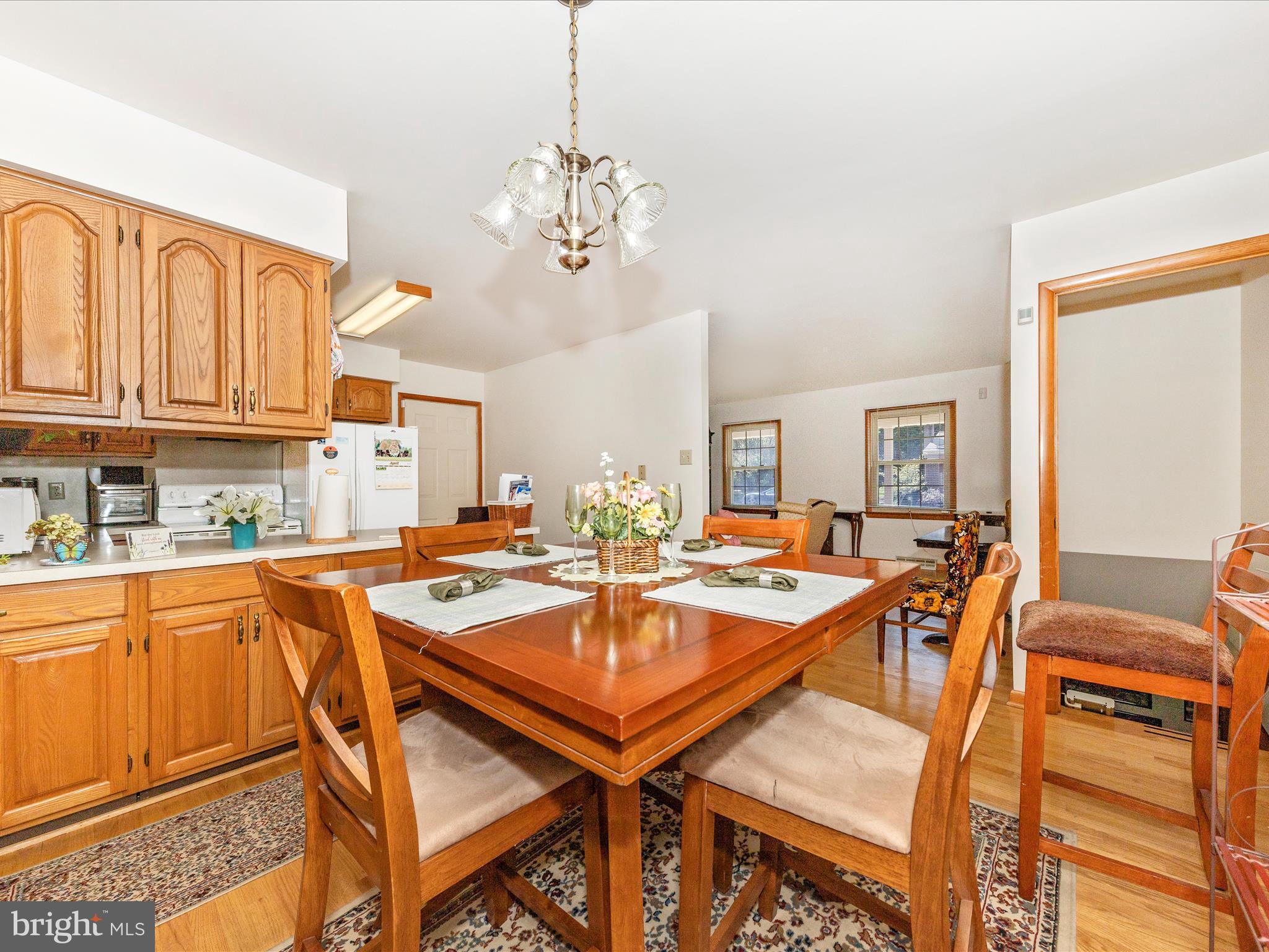 POTOMAC MANOR - Residential