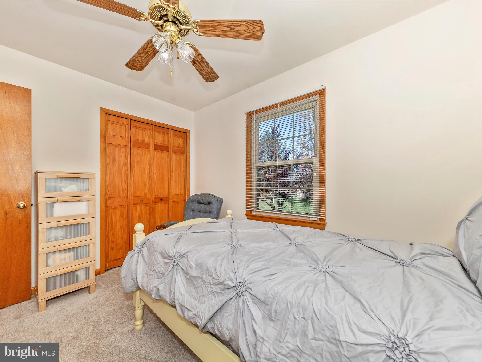 POTOMAC MANOR - Residential